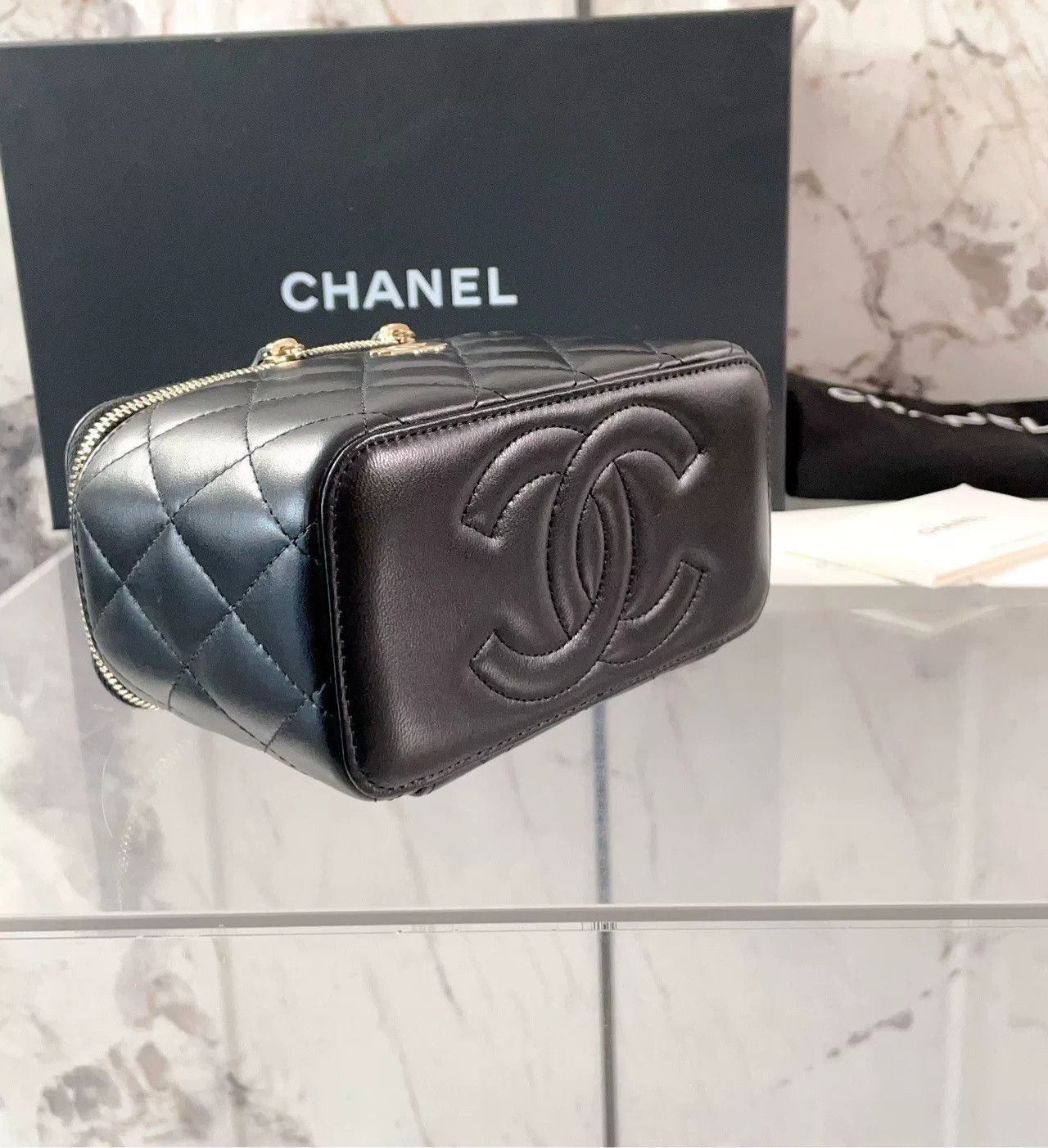 Chanel Pre-loved Bag Very good condition Size ONE SIZE - 5 Thumbnail