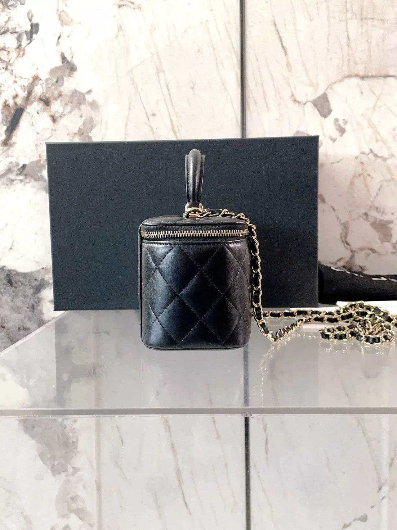 Chanel Pre-loved Bag Very good condition Size ONE SIZE - 3 Thumbnail