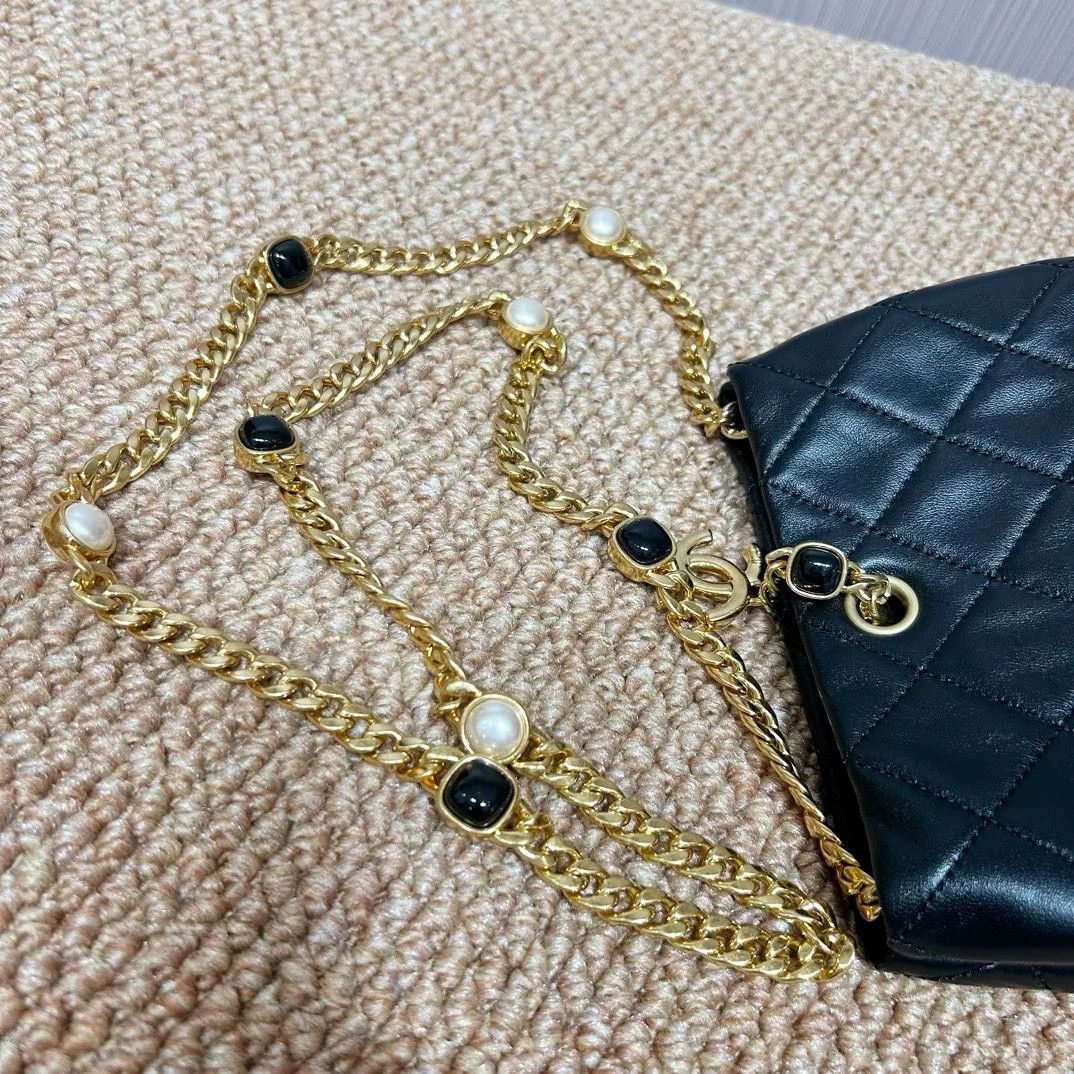 Chanel Pre-loved Bag Very good condition Size ONE SIZE - 6 Thumbnail