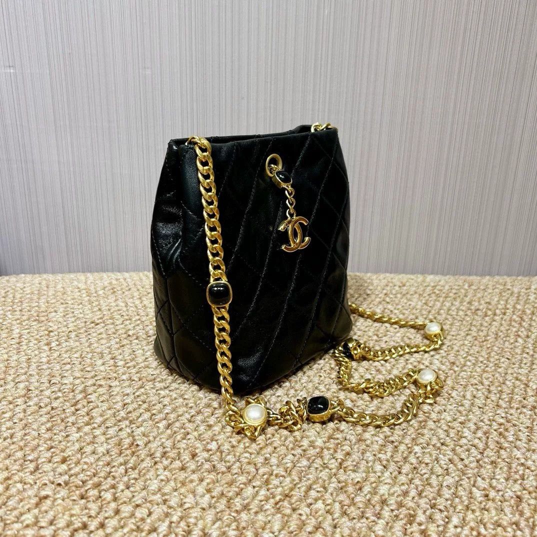 Chanel Pre-loved Bag Very good condition Size ONE SIZE - 5 Thumbnail