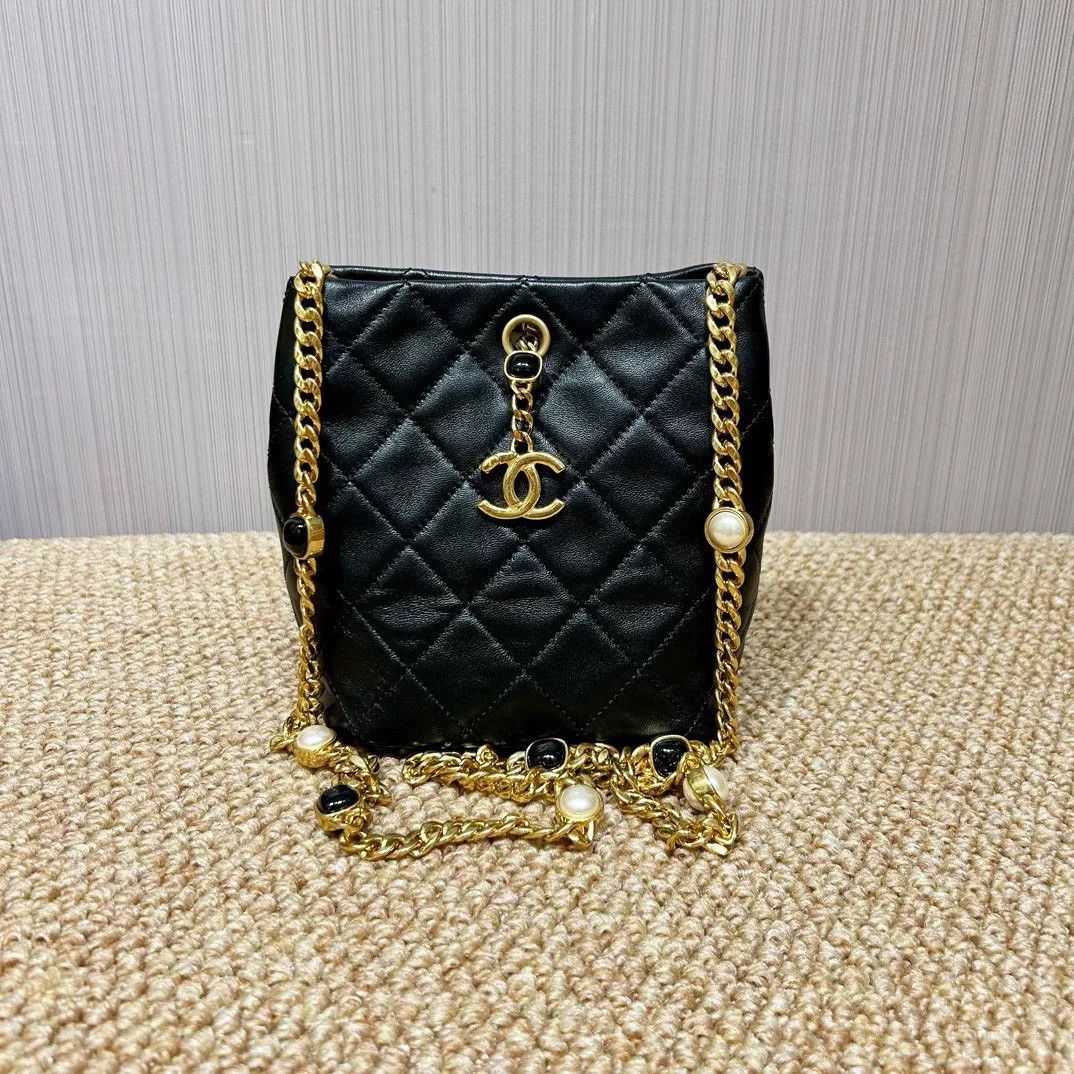 Chanel Pre-loved Bag Very good condition Size ONE SIZE - 2 Thumbnail