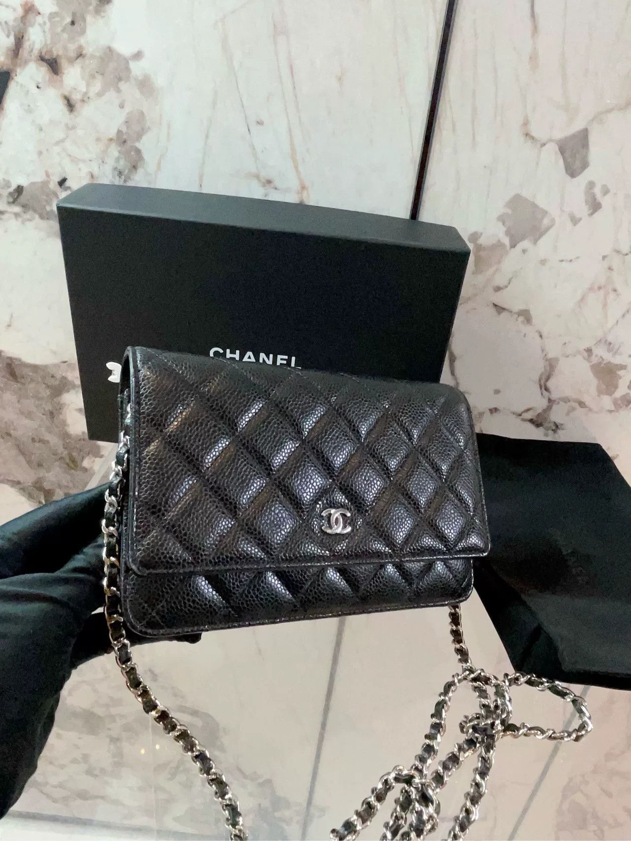 Chanel Pre-loved Bag Very good condition Size ONE SIZE - 6 Thumbnail