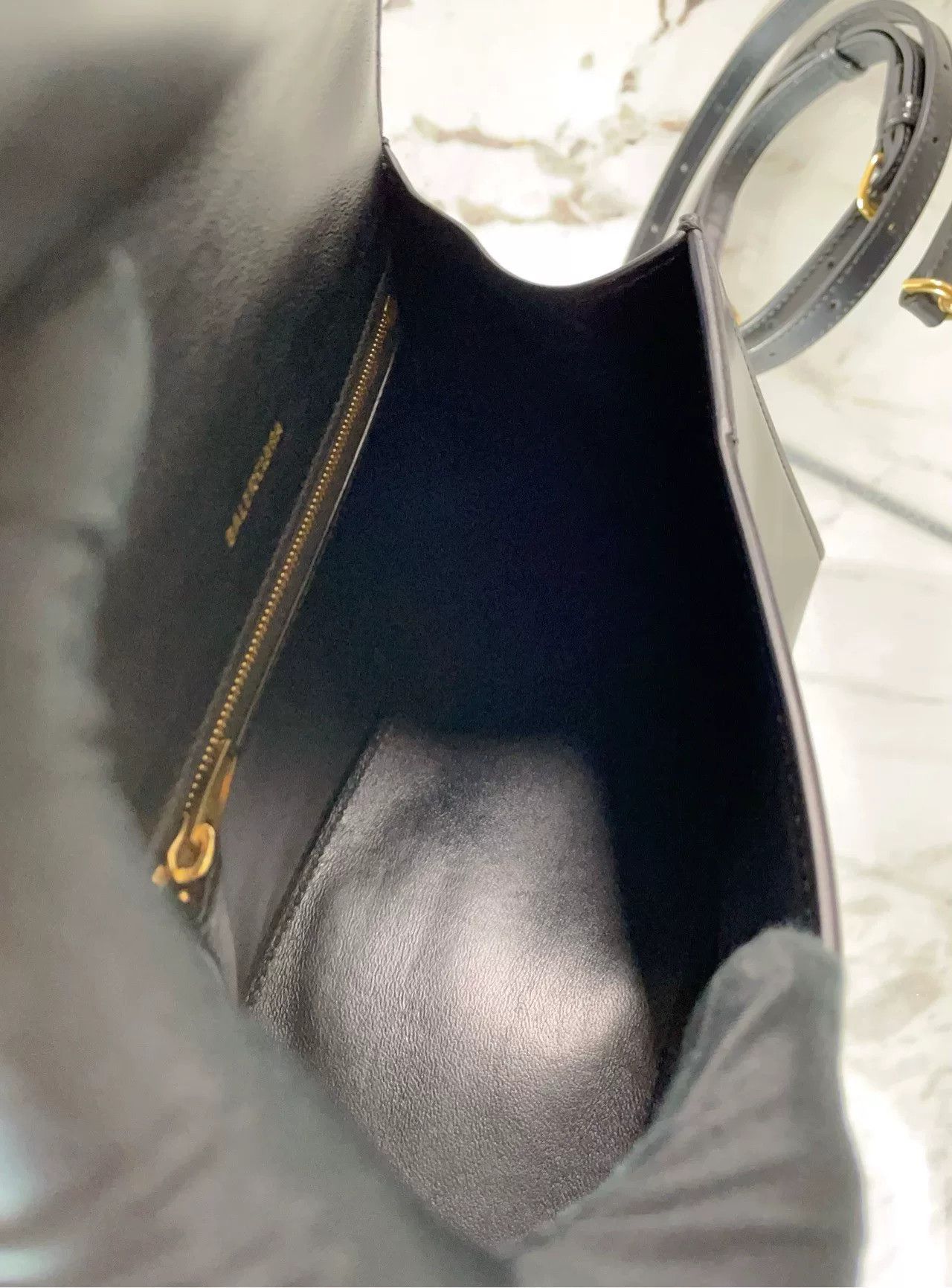 Balenciaga Pre-loved Bag Very good condition Size ONE SIZE - 9 Thumbnail