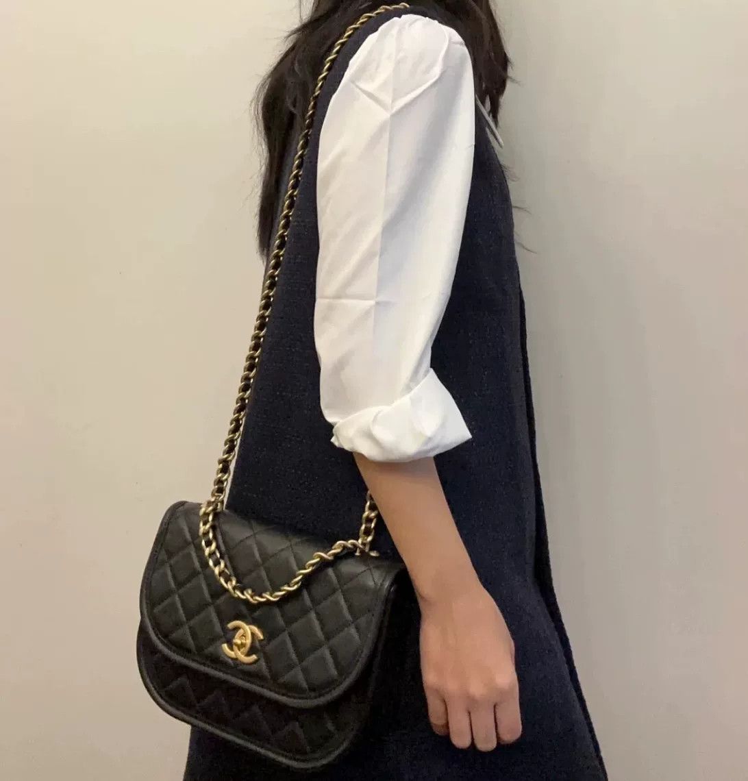 Chanel Pre-loved Bag Very good condition Size ONE SIZE - 9 Thumbnail