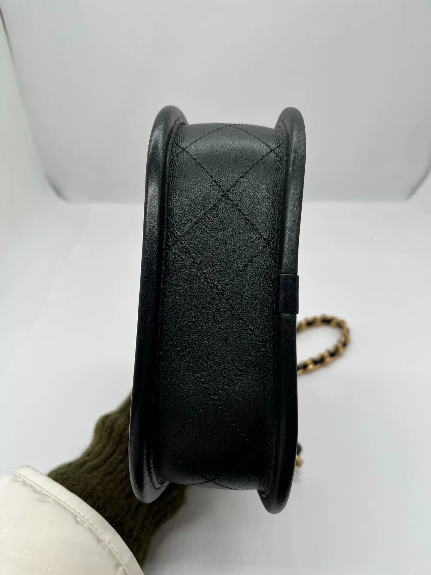 Chanel Pre-loved Bag Very good condition Size ONE SIZE - 5 Thumbnail