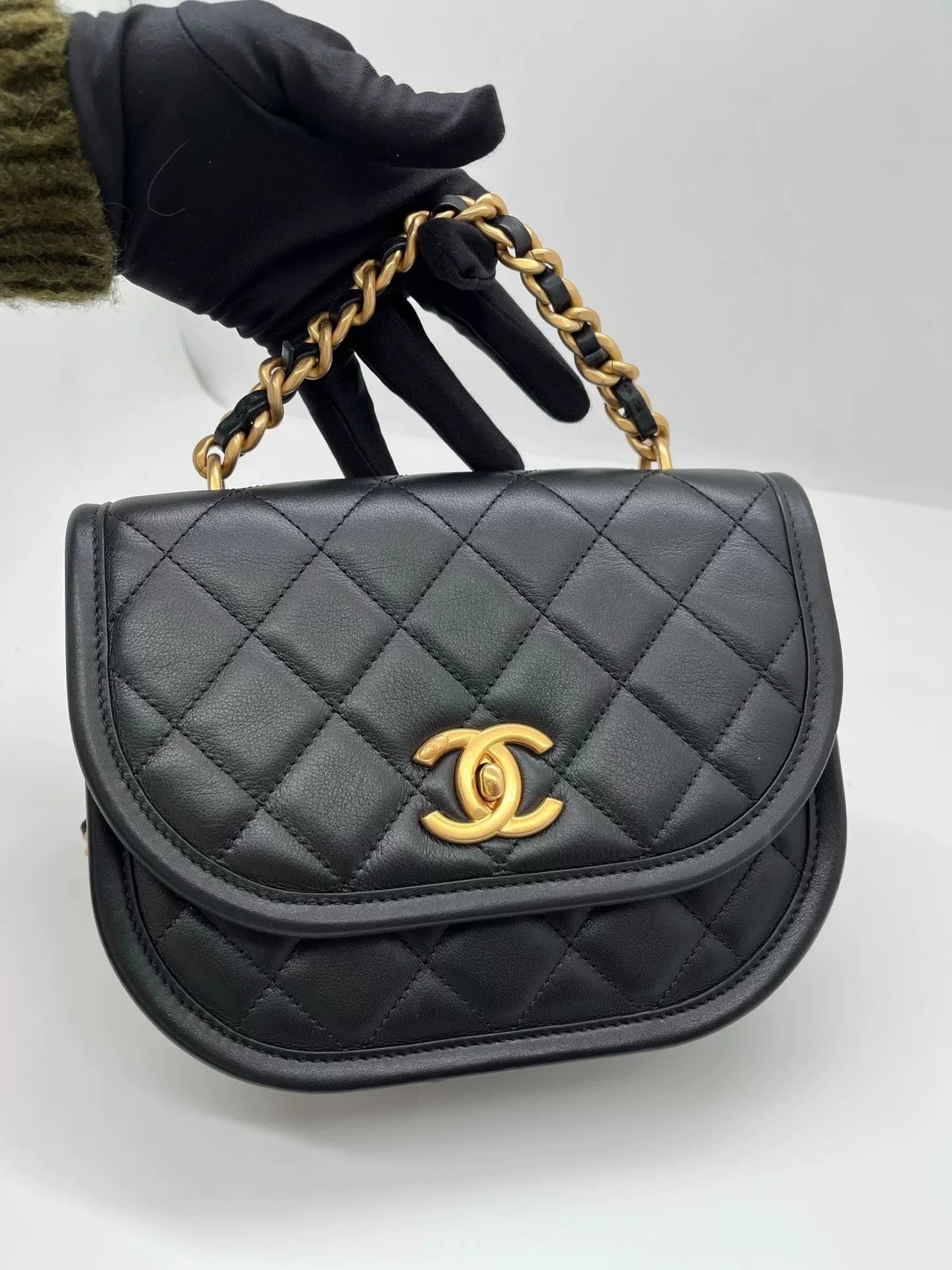 Chanel Pre-loved Bag Very good condition Size ONE SIZE - 2 Thumbnail
