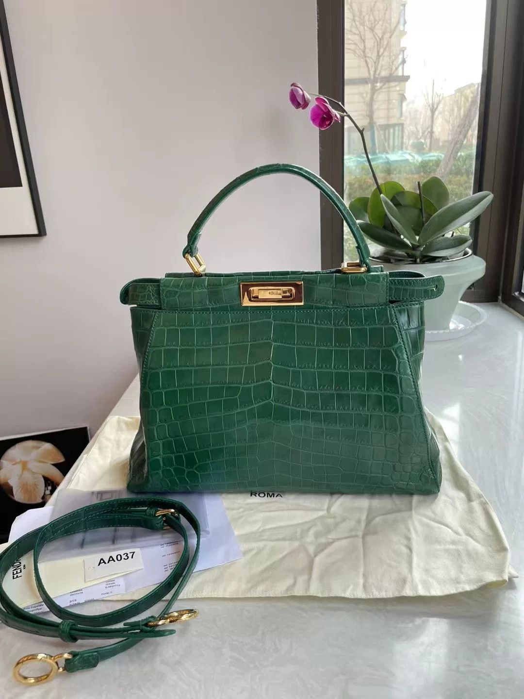 Fendi Pre-loved Bag Very good condition Size ONE SIZE - 2 Thumbnail