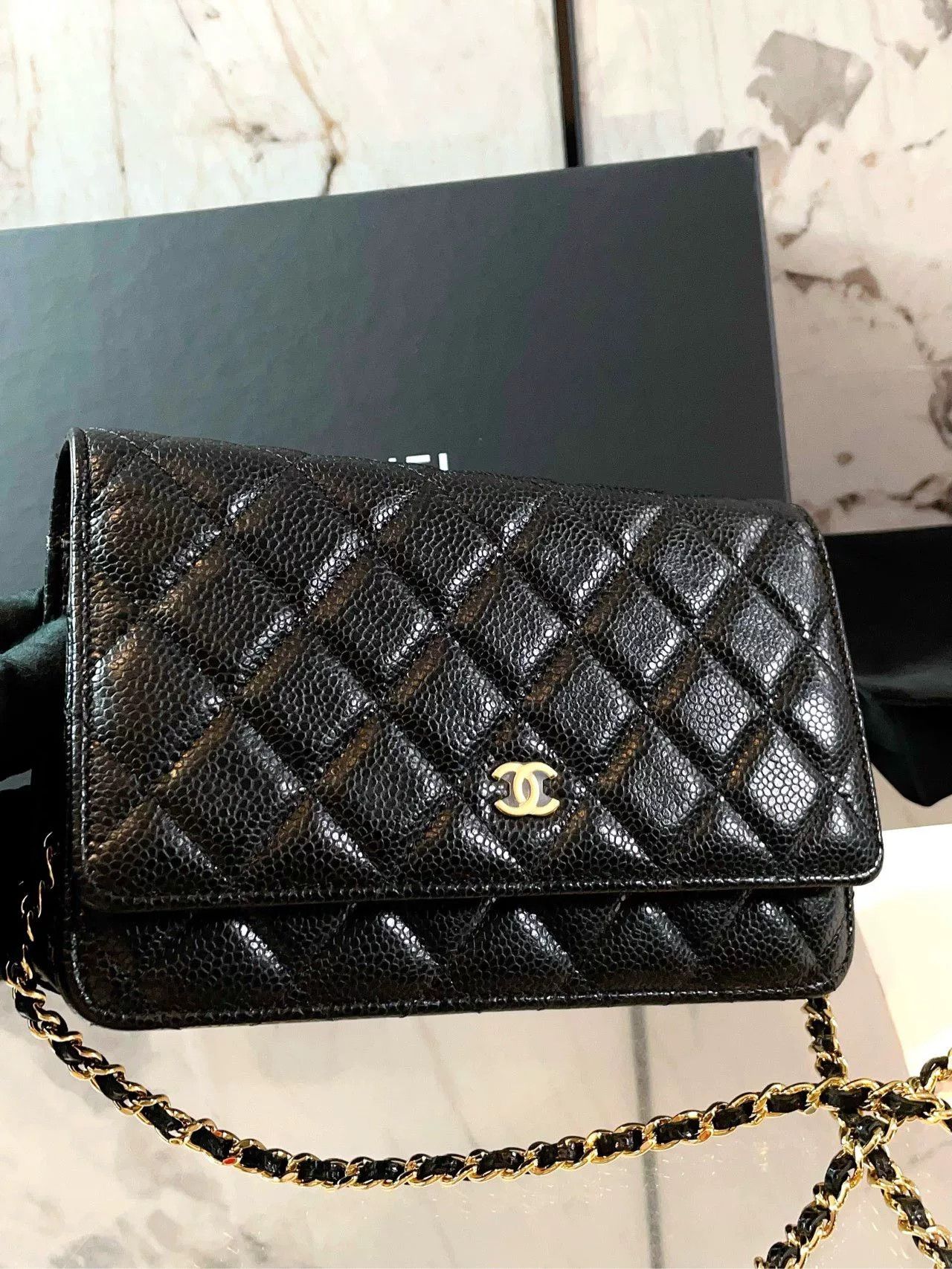 Chanel Pre-loved Bag Very good condition Size ONE SIZE - 6 Thumbnail