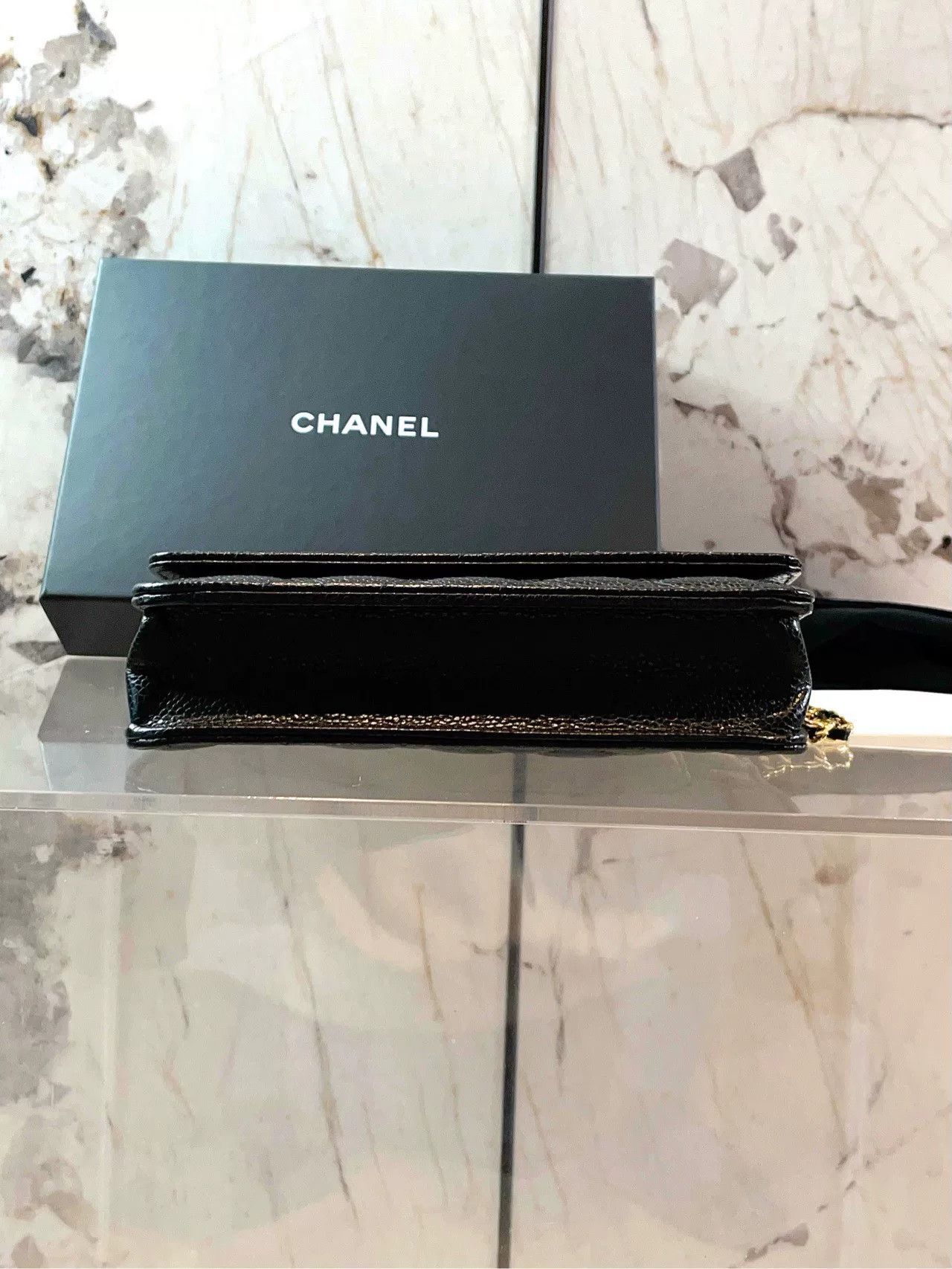 Chanel Pre-loved Bag Very good condition Size ONE SIZE - 4 Thumbnail