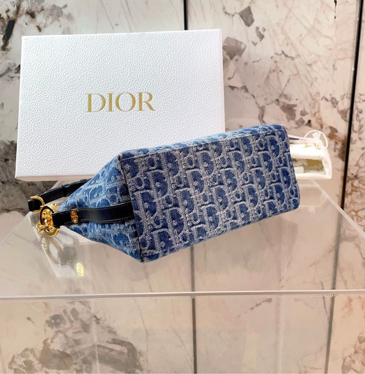 Dior Pre-loved Bag Very good condition Size ONE SIZE - 5 Thumbnail