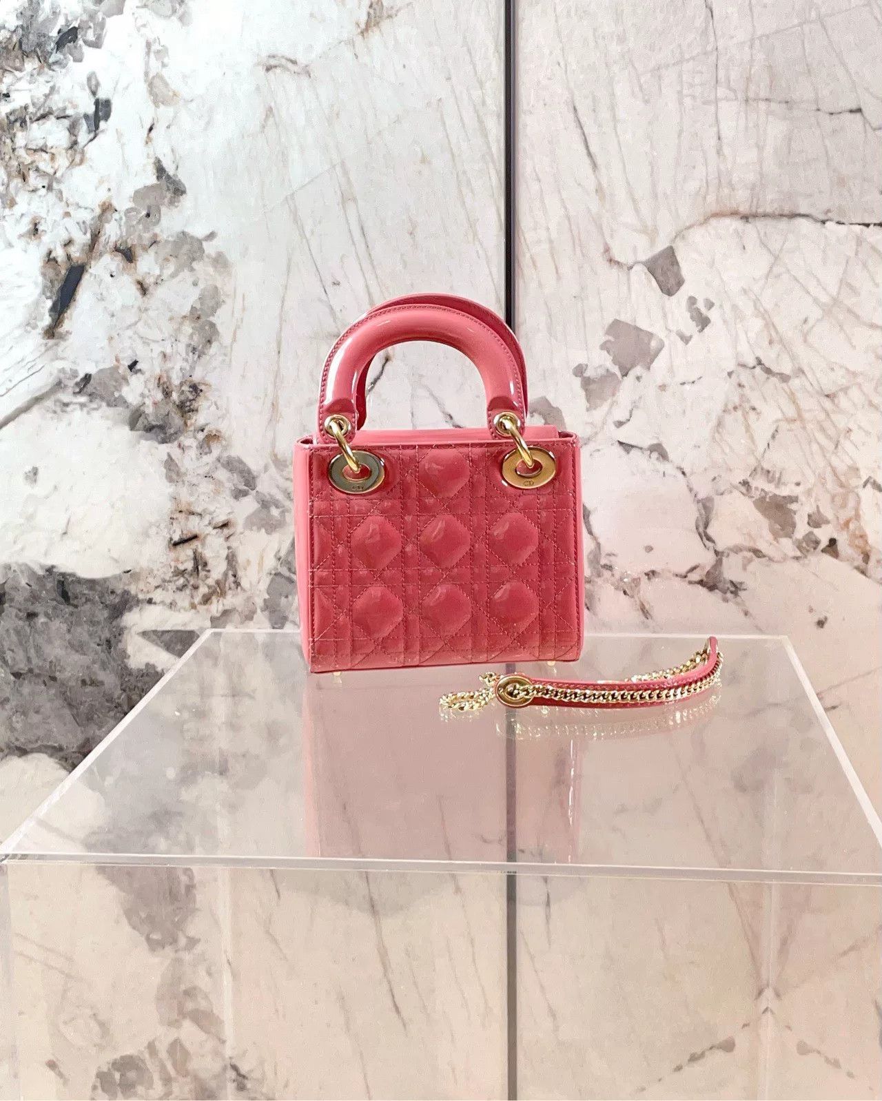 Dior Pre-loved Bag Very good condition Size ONE SIZE - 2 Thumbnail