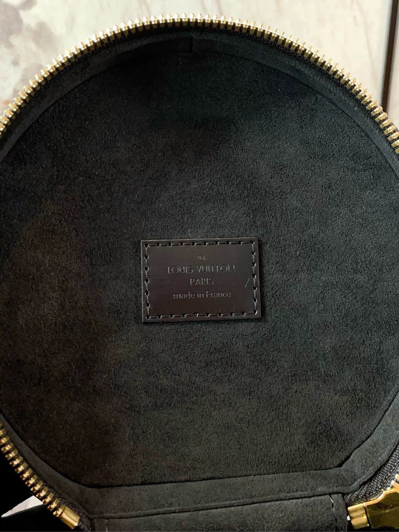 Louis Vuitton Pre-loved Bag Very good condition Size ONE SIZE - 8 Thumbnail