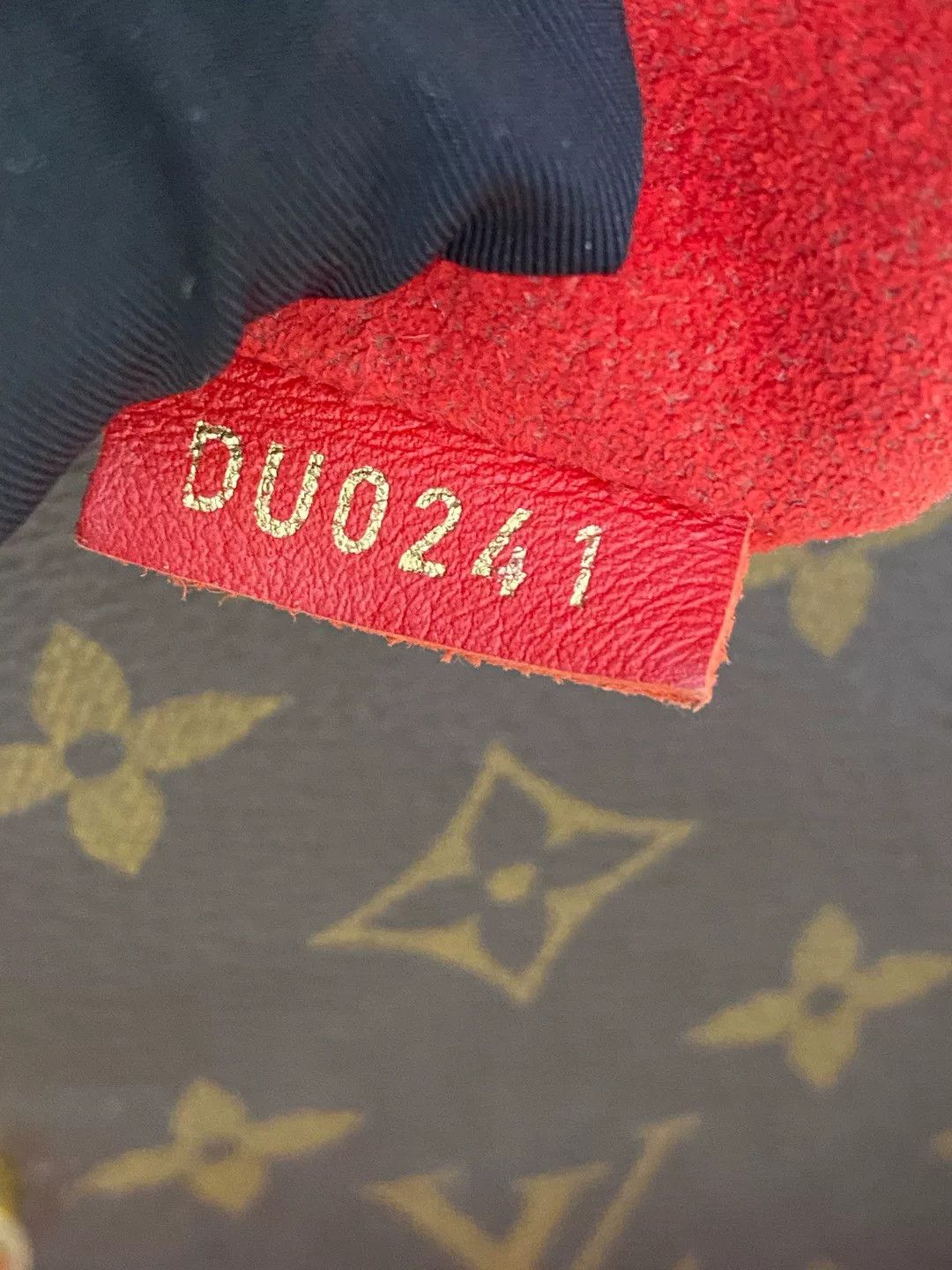 Louis Vuitton Pre-loved Bag Very good condition Size ONE SIZE - 2 Thumbnail
