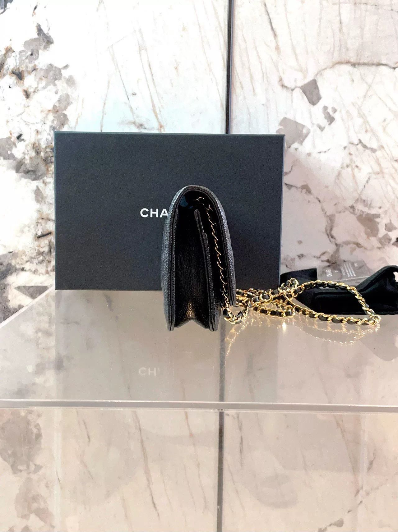 Chanel Pre-loved Bag Very good condition Size ONE SIZE - 3 Thumbnail