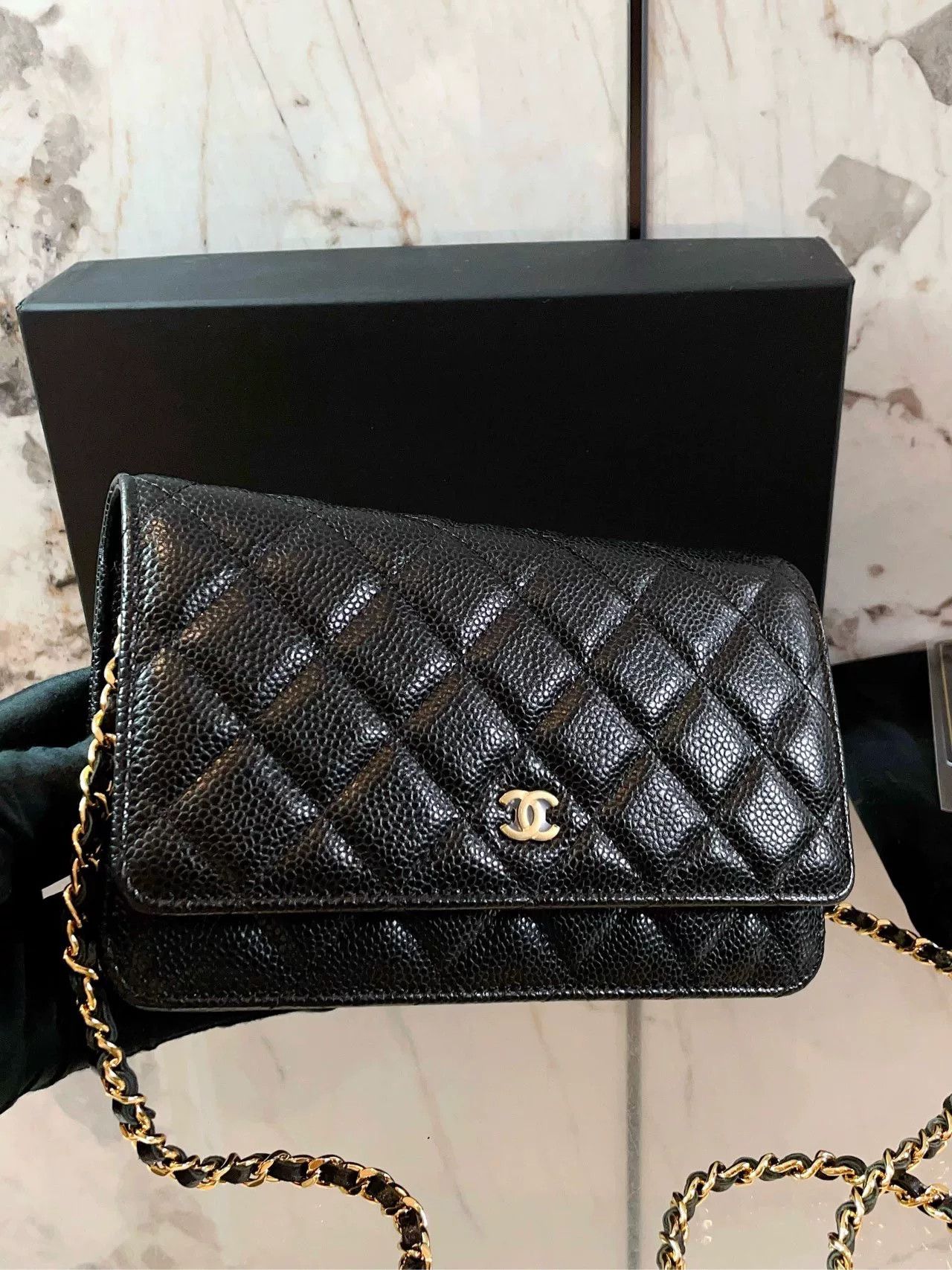 Chanel Pre-loved Bag Very good condition Size ONE SIZE - 6 Thumbnail