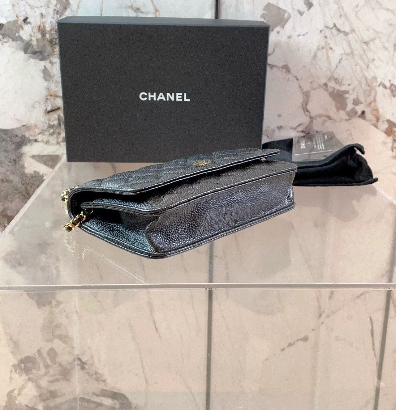 Chanel Pre-loved Bag Very good condition Size ONE SIZE - 5 Thumbnail
