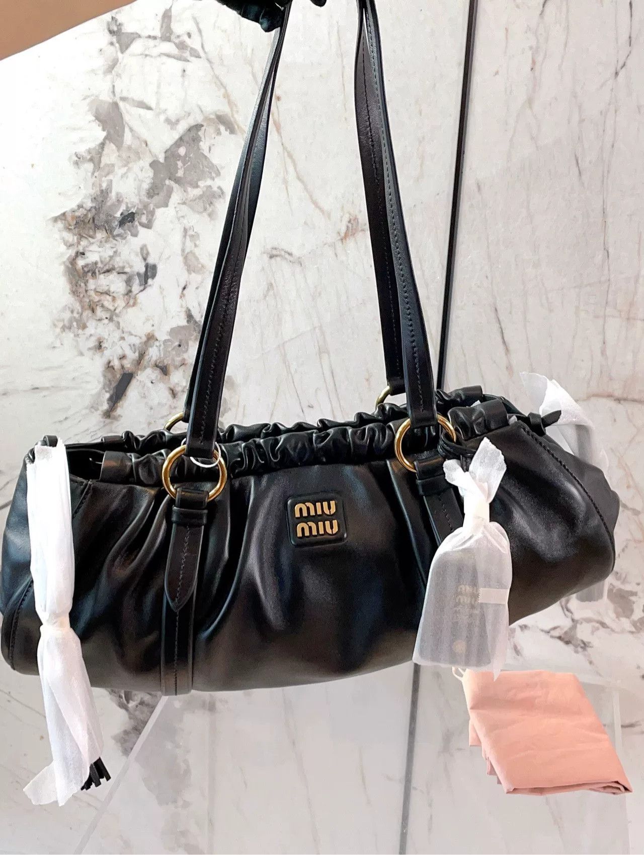 Miu Miu Pre-loved Bag Very good condition Size ONE SIZE - 6 Thumbnail
