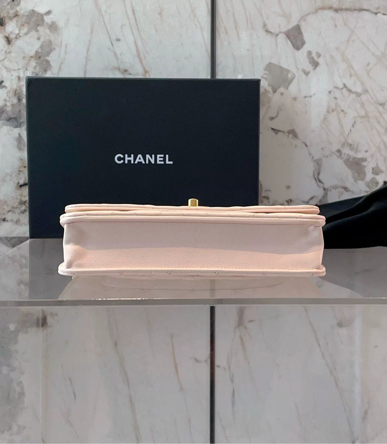 Chanel Pre-loved Bag Very good condition Size ONE SIZE - 4 Thumbnail
