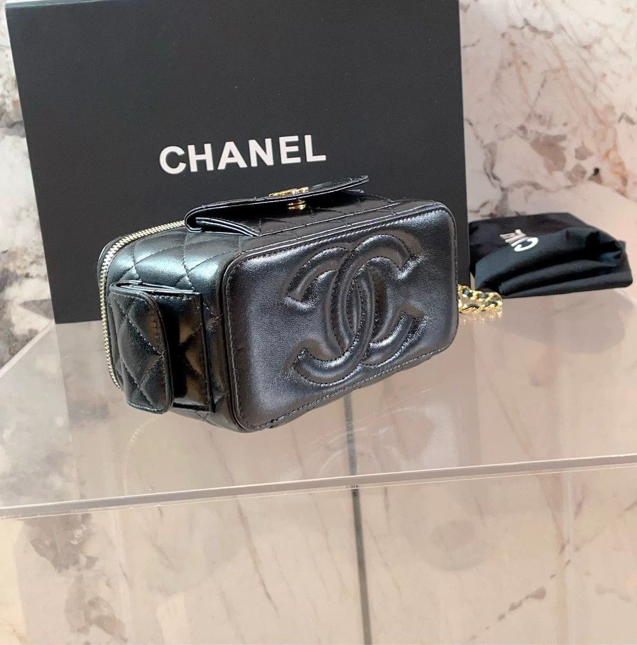 Chanel Pre-loved Bag Very good condition Size ONE SIZE - 5 Thumbnail