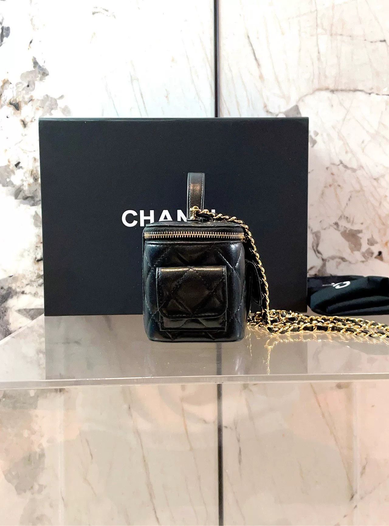 Chanel Pre-loved Bag Very good condition Size ONE SIZE - 3 Thumbnail