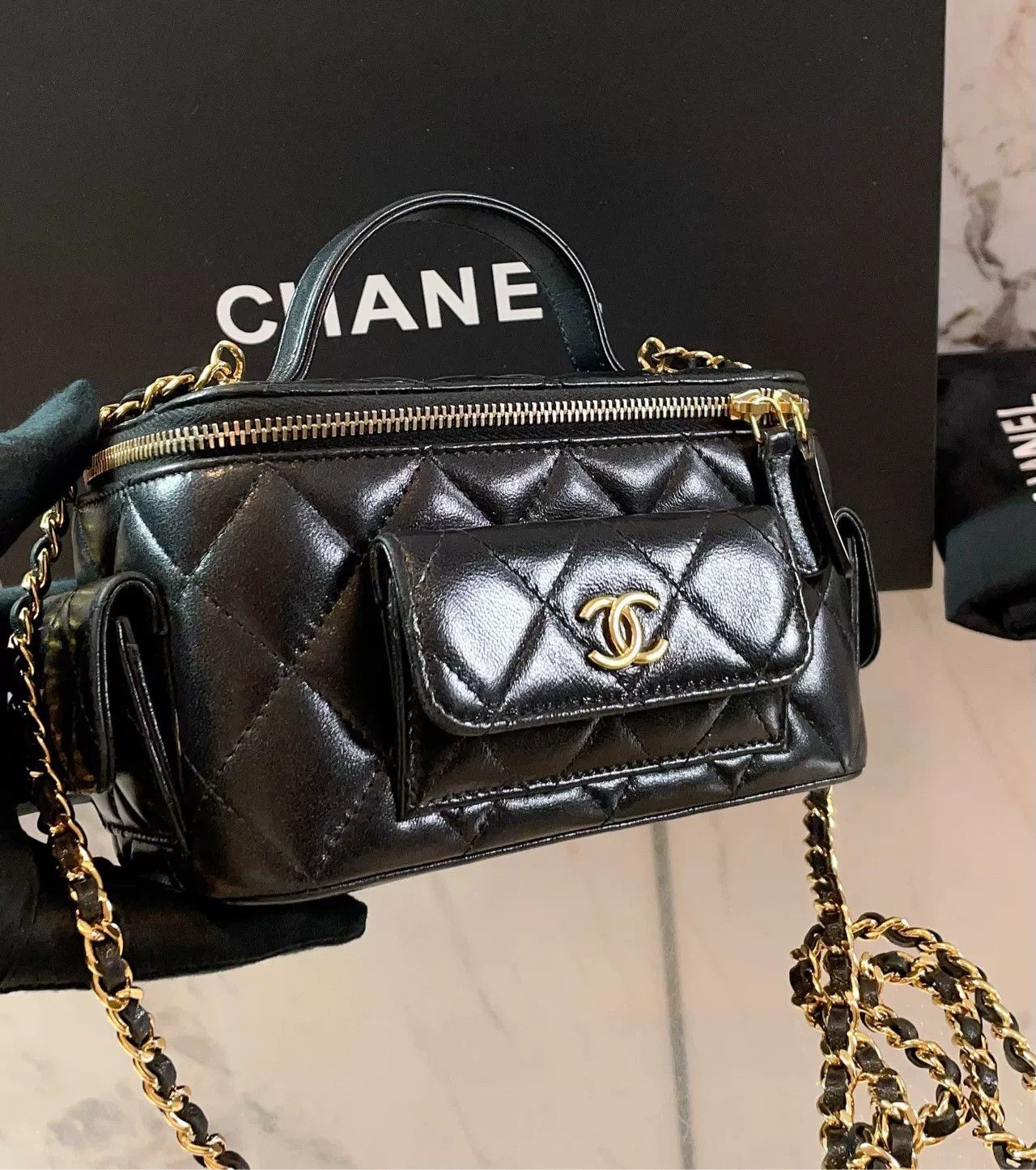 Chanel Pre-loved Bag Very good condition Size ONE SIZE - 6 Thumbnail