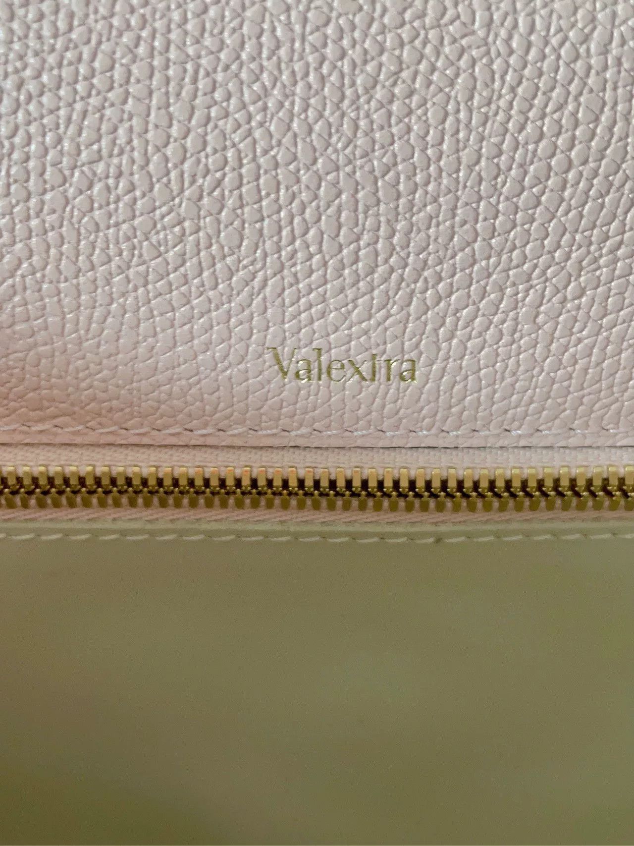 Valextra Pre-loved Bag Very good condition Size ONE SIZE - 8 Thumbnail