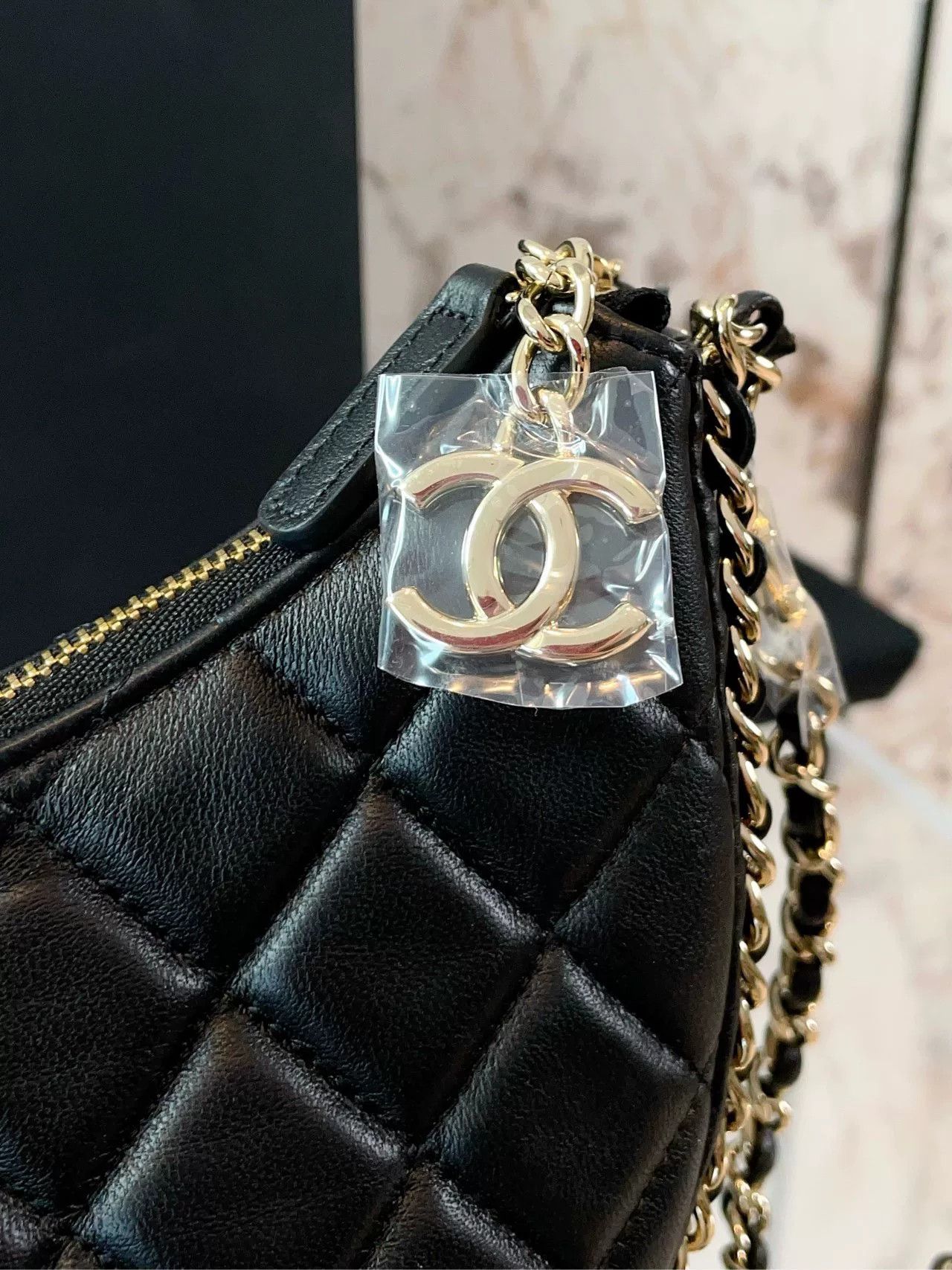 Chanel Pre-loved Bag Very good condition Size ONE SIZE - 7 Thumbnail