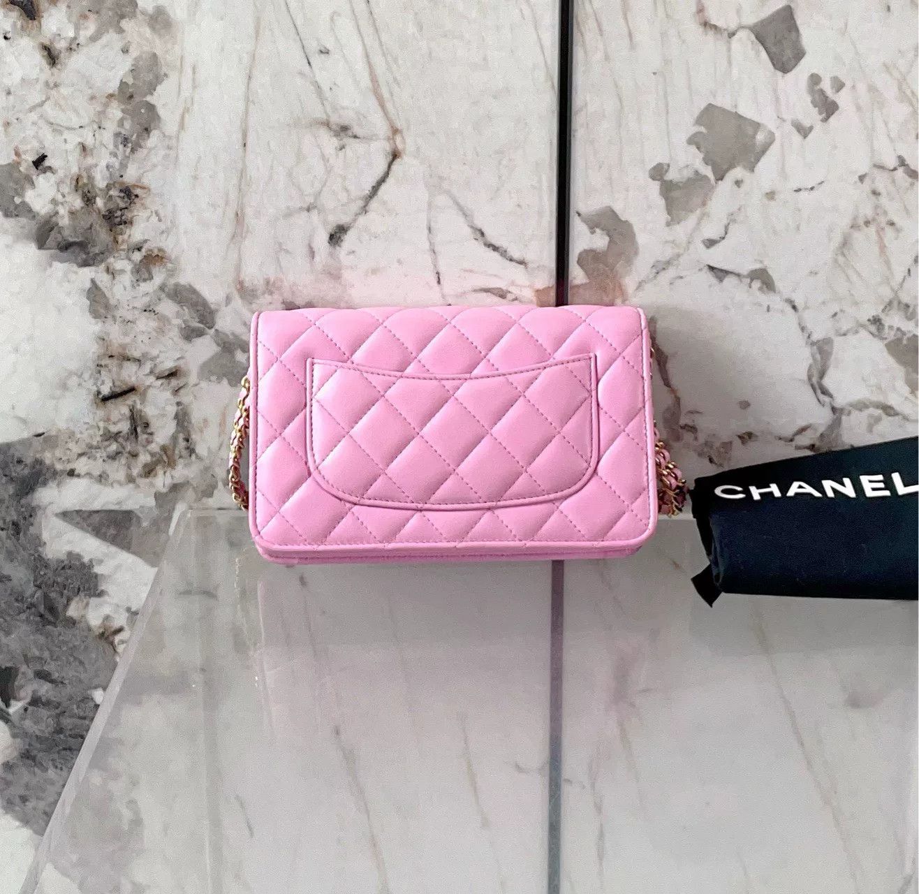 Chanel Pre-loved Bag Very good condition Size ONE SIZE - 2 Thumbnail