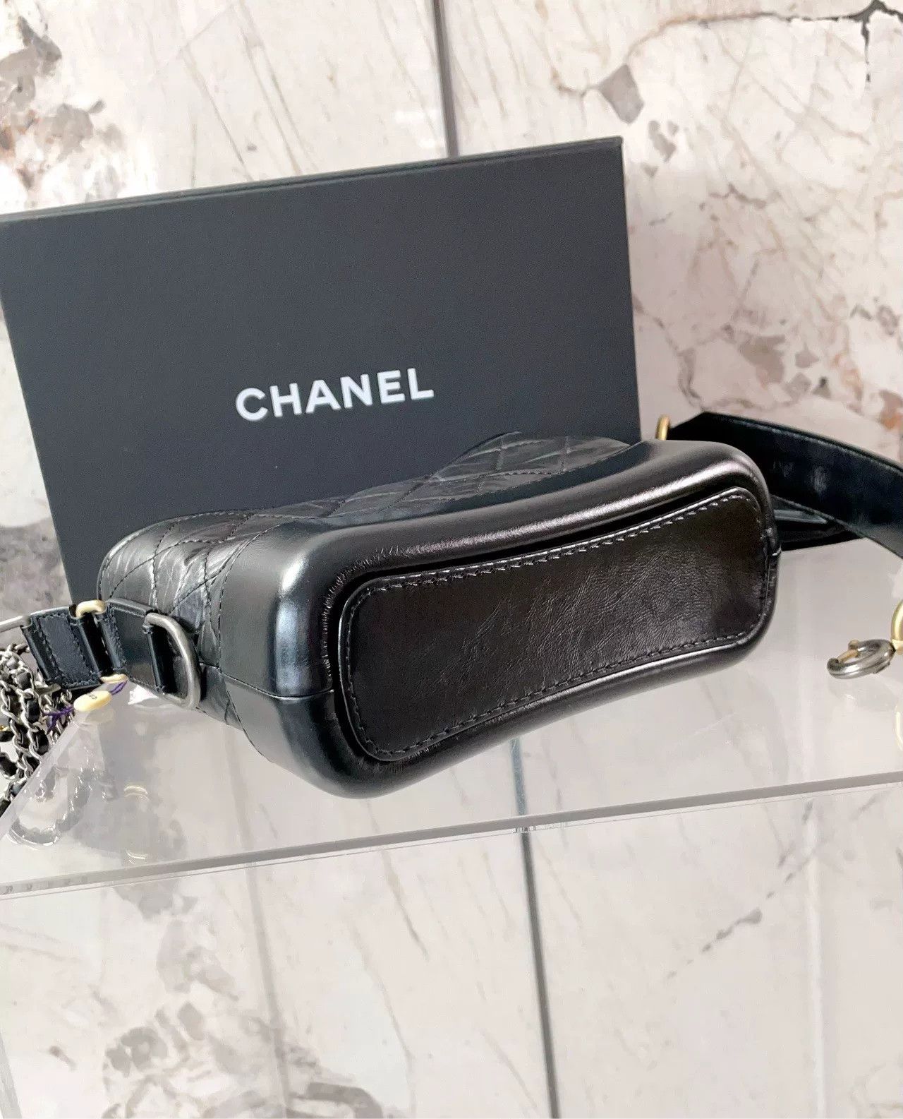 Chanel Pre-loved Bag Very good condition Size ONE SIZE - 5 Thumbnail