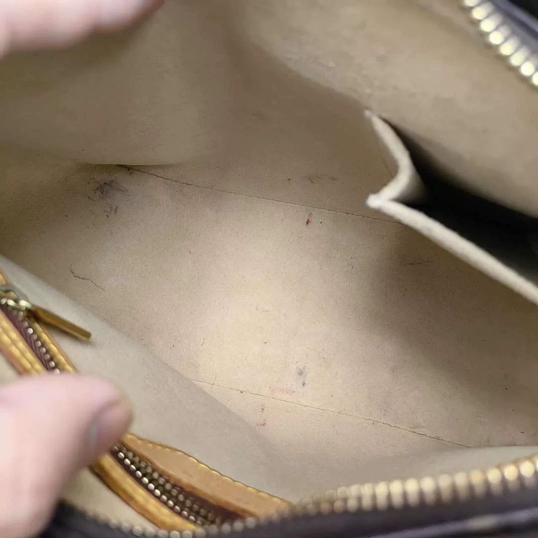 Louis Vuitton Pre-loved Bag Very good condition Size ONE SIZE - 5 Thumbnail