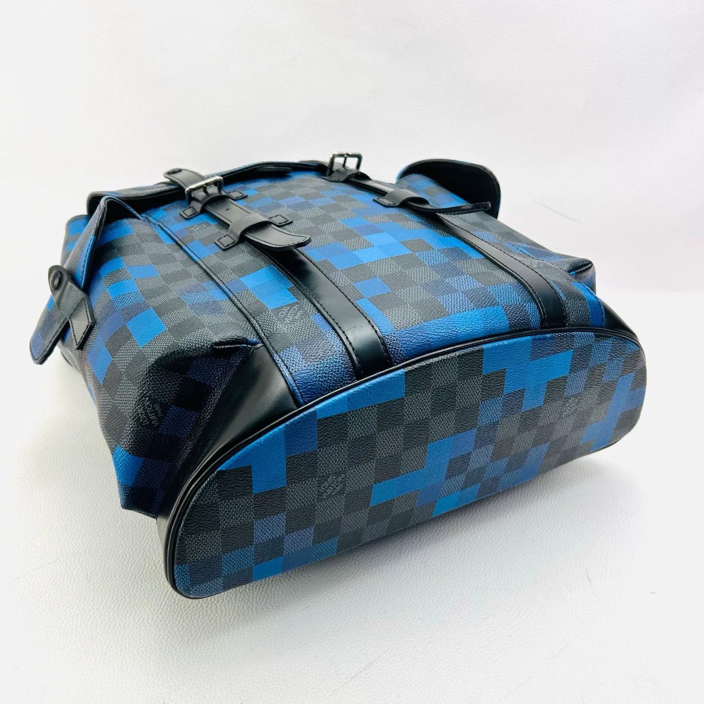 Louis Vuitton Pre-loved Bag Very good condition Size ONE SIZE - 4 Thumbnail