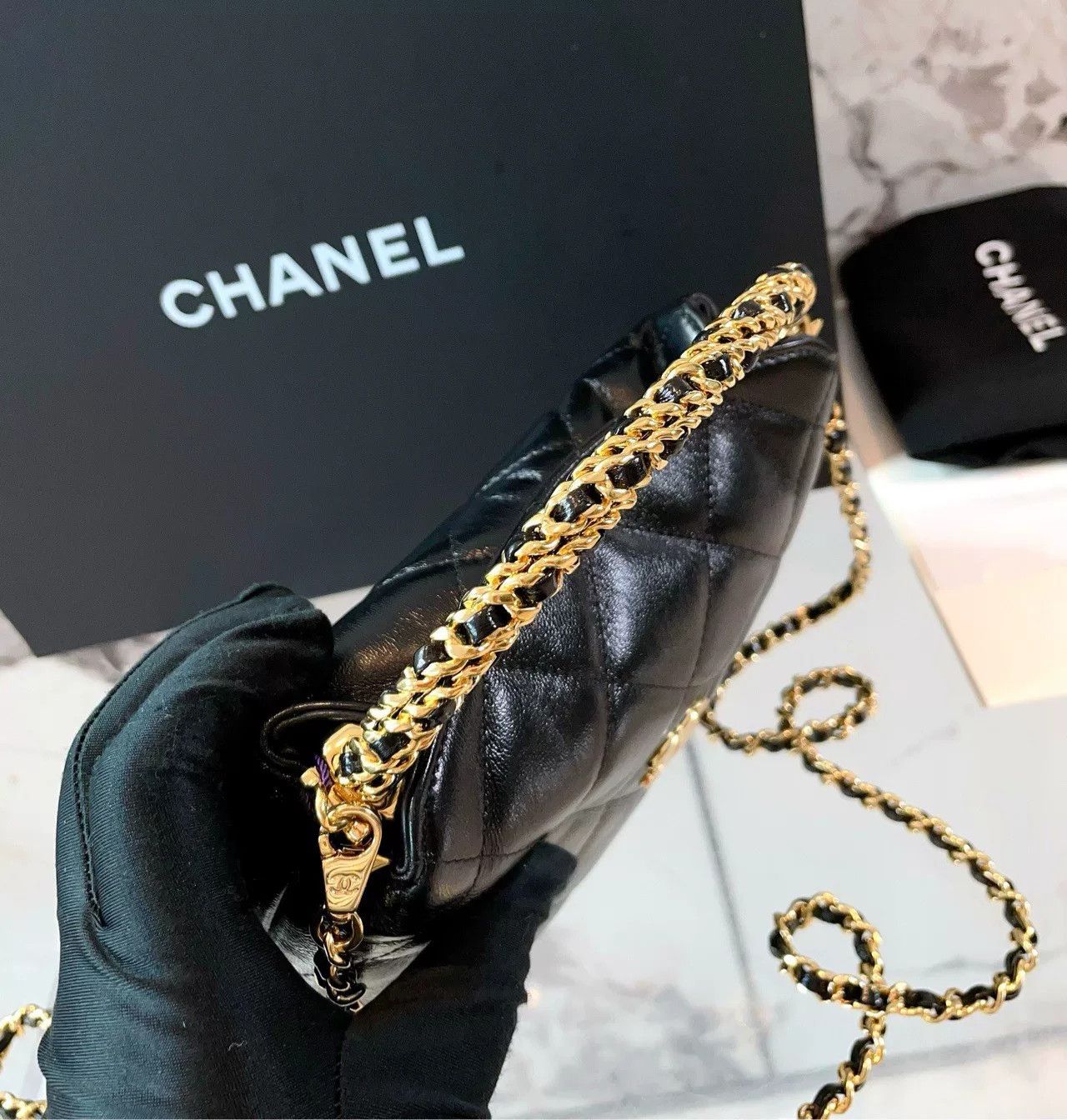 Chanel Pre-loved Bag Very good condition Size ONE SIZE - 7 Thumbnail