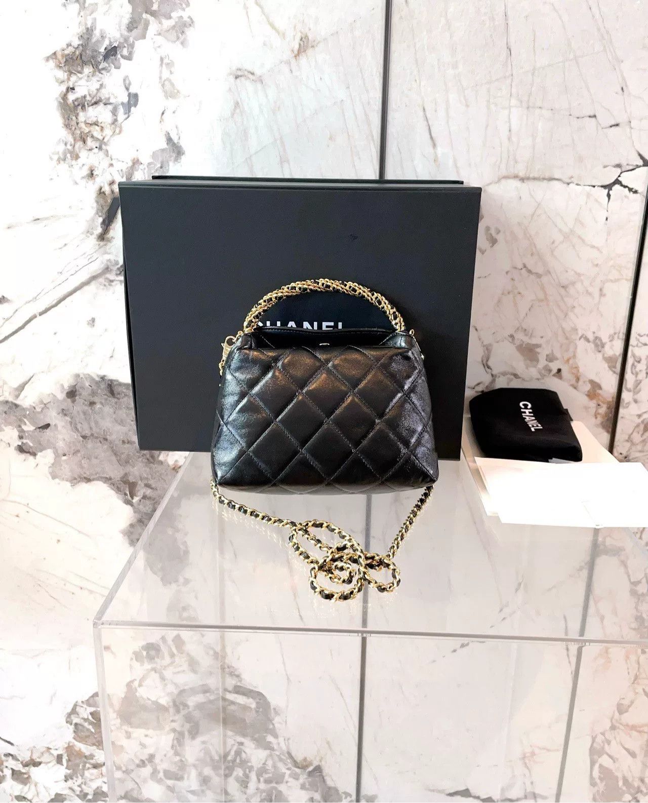 Chanel Pre-loved Bag Very good condition Size ONE SIZE - 2 Thumbnail