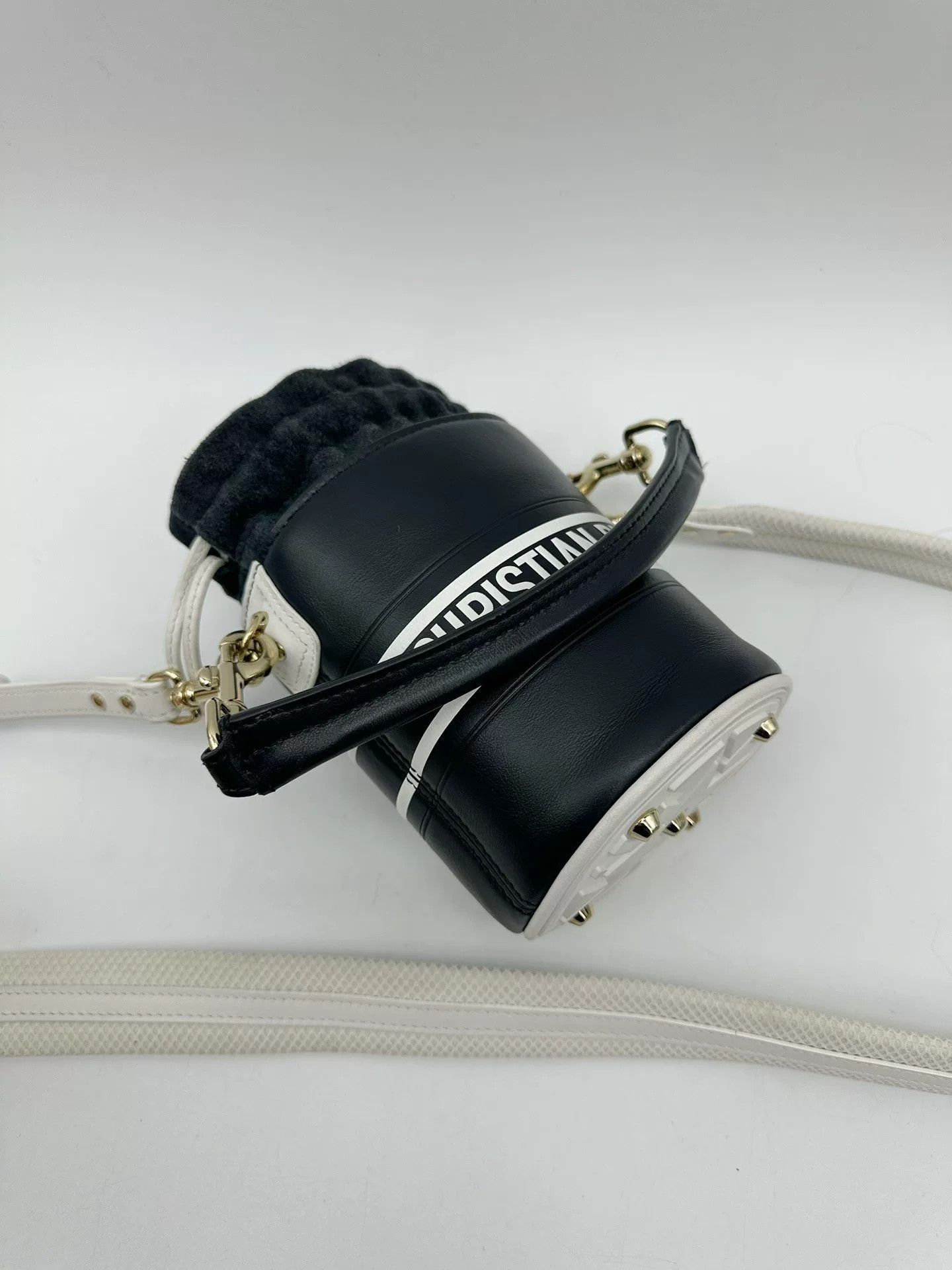 Dior Pre-loved Bag Very good condition Size ONE SIZE - 5 Thumbnail