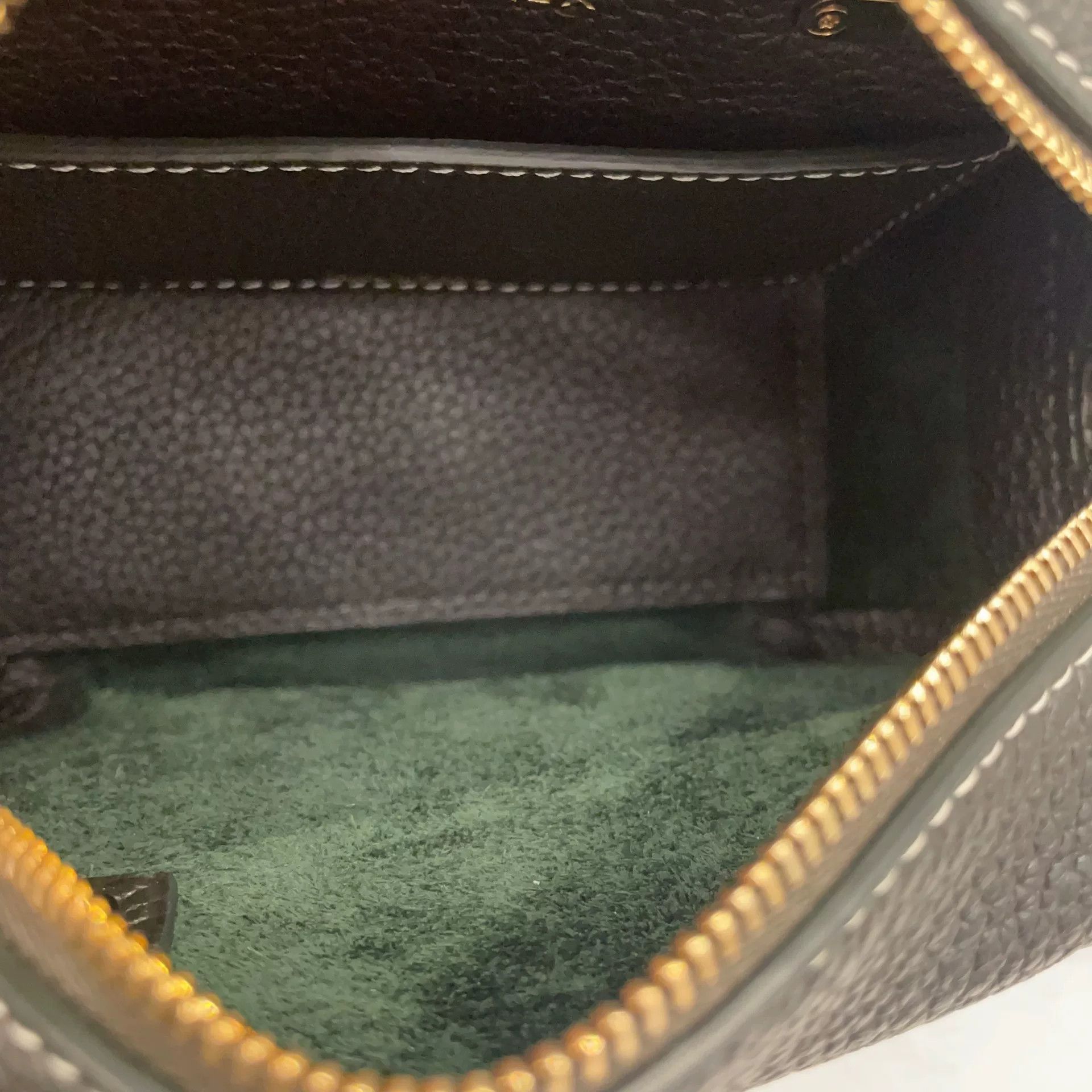 Louis Vuitton Pre-loved Bag Very good condition Size ONE SIZE - 9 Thumbnail