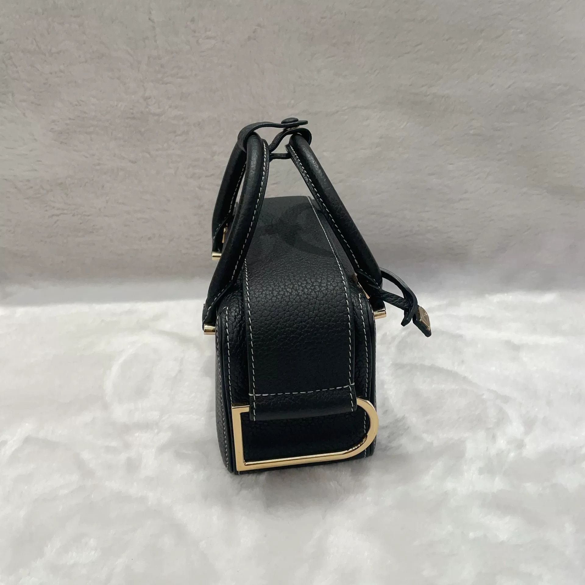 Louis Vuitton Pre-loved Bag Very good condition Size ONE SIZE - 4 Thumbnail