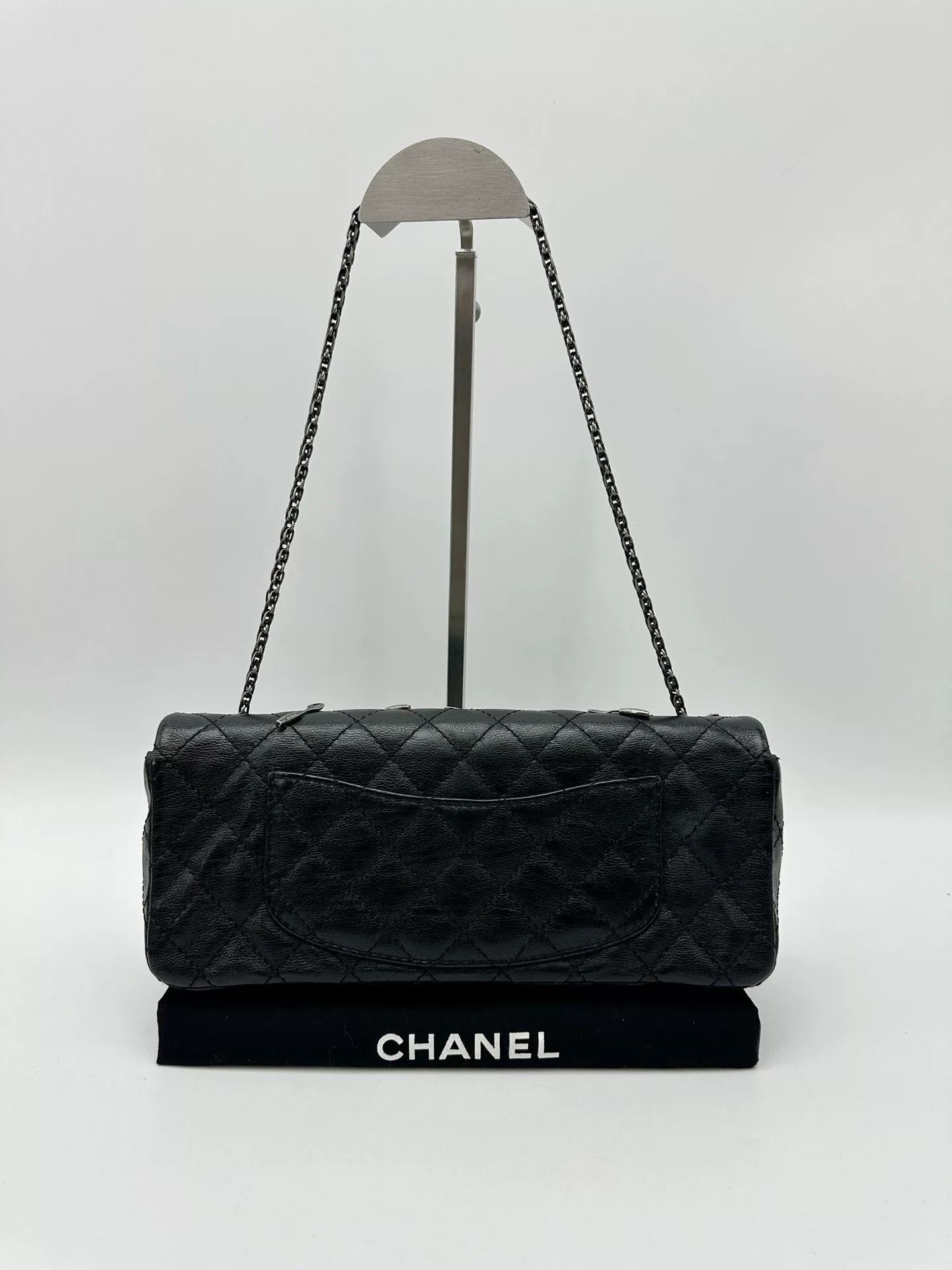 Chanel Pre-loved Bag Very good condition Size ONE SIZE - 2 Thumbnail