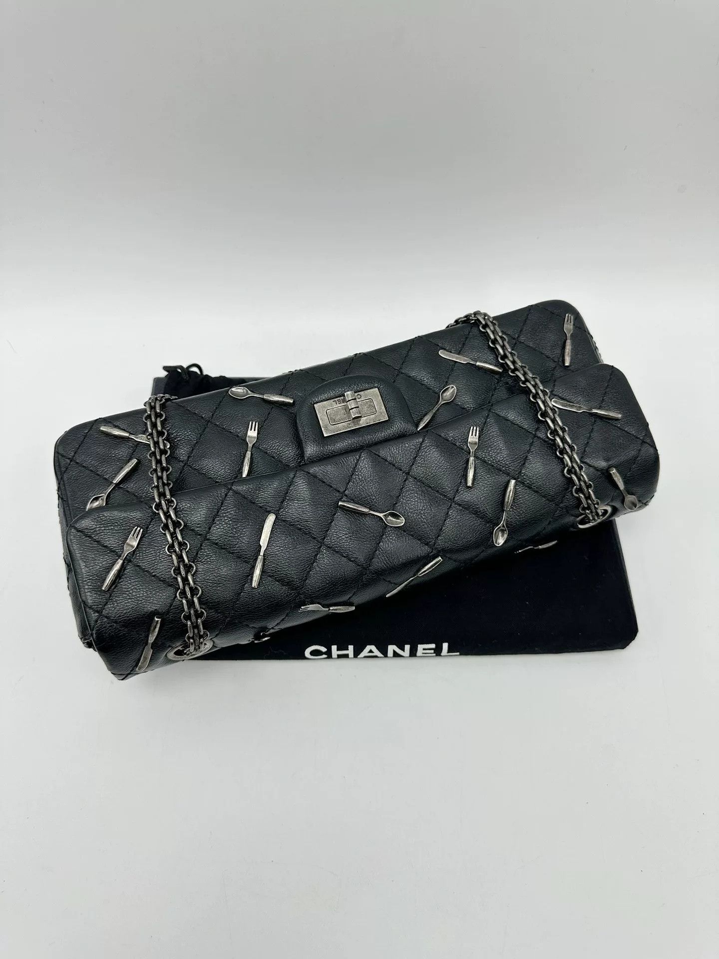 Chanel Pre-loved Bag Very good condition Size ONE SIZE - 6 Thumbnail