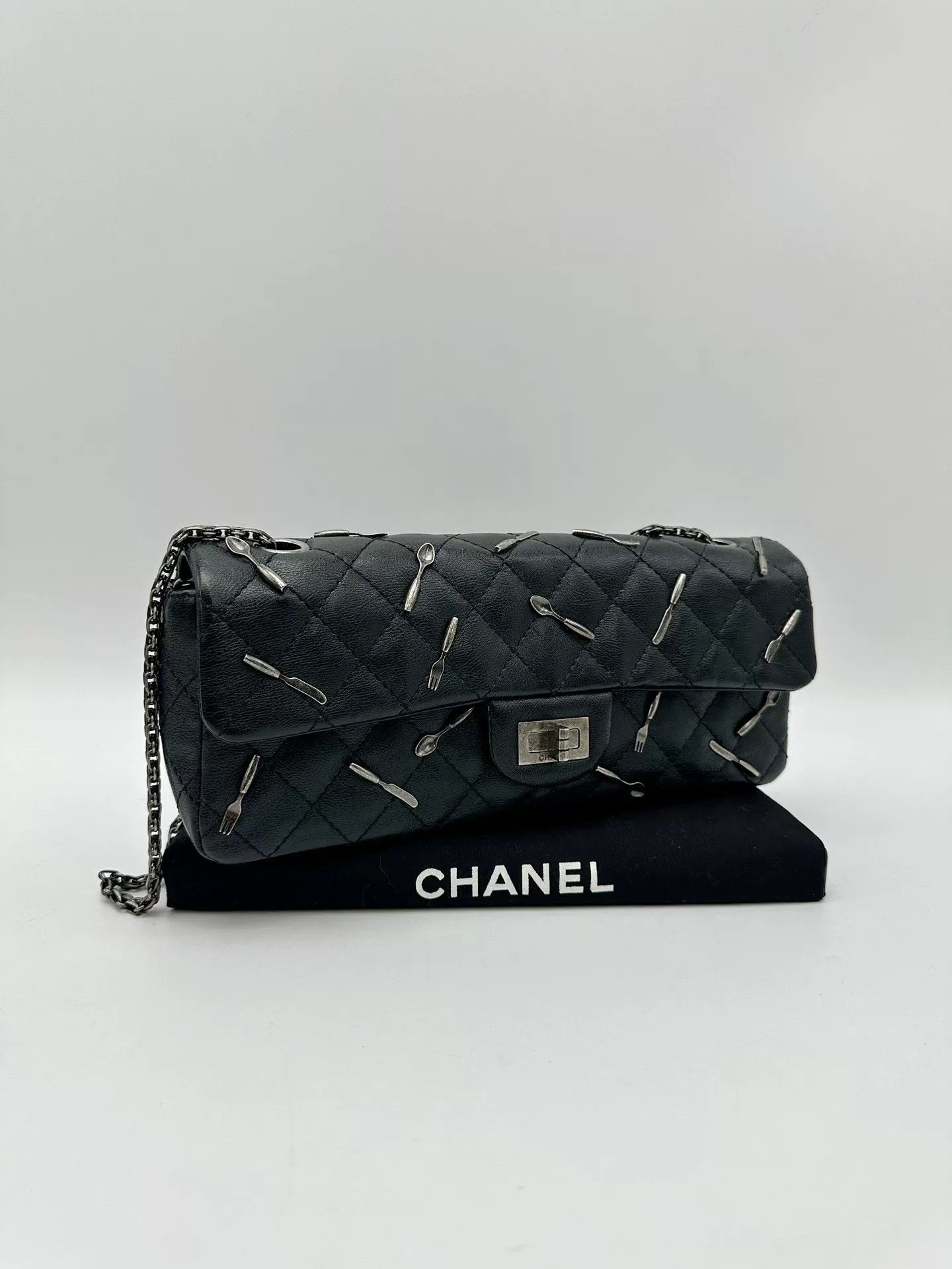 Chanel Pre-loved Bag Very good condition Size ONE SIZE - 3 Thumbnail