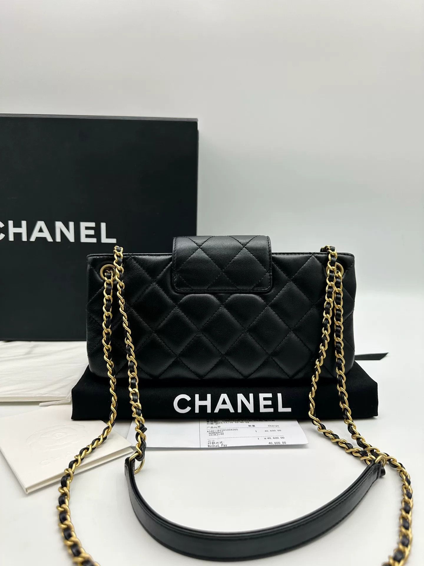 Chanel Pre-loved Bag Very good condition Size ONE SIZE - 2 Thumbnail