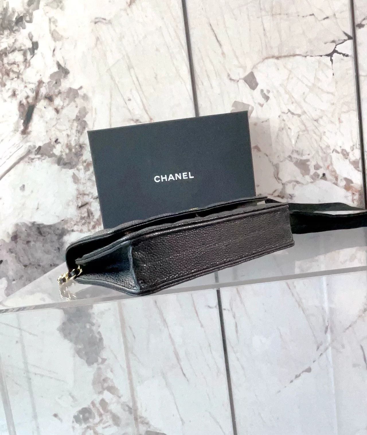 Chanel Pre-loved Bag Very good condition Size ONE SIZE - 5 Thumbnail