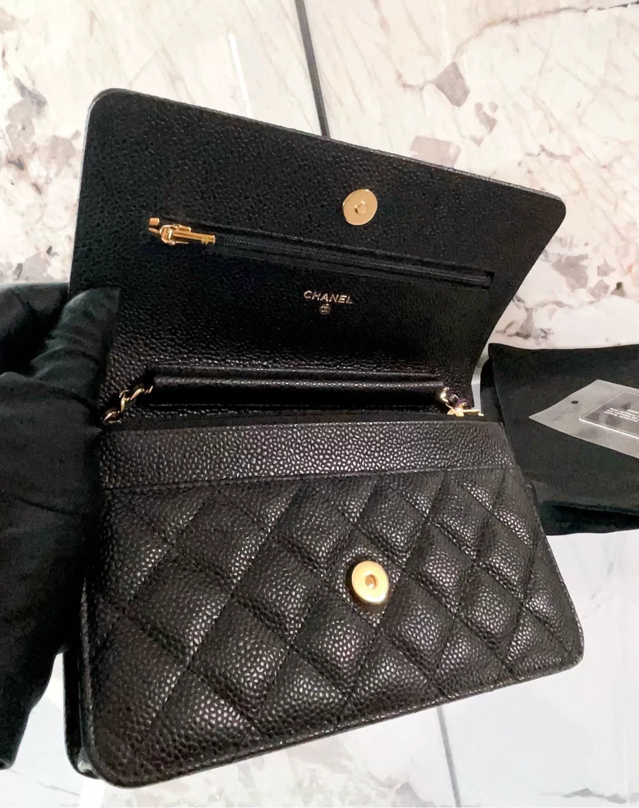 Chanel Pre-loved Bag Very good condition Size ONE SIZE - 7 Thumbnail