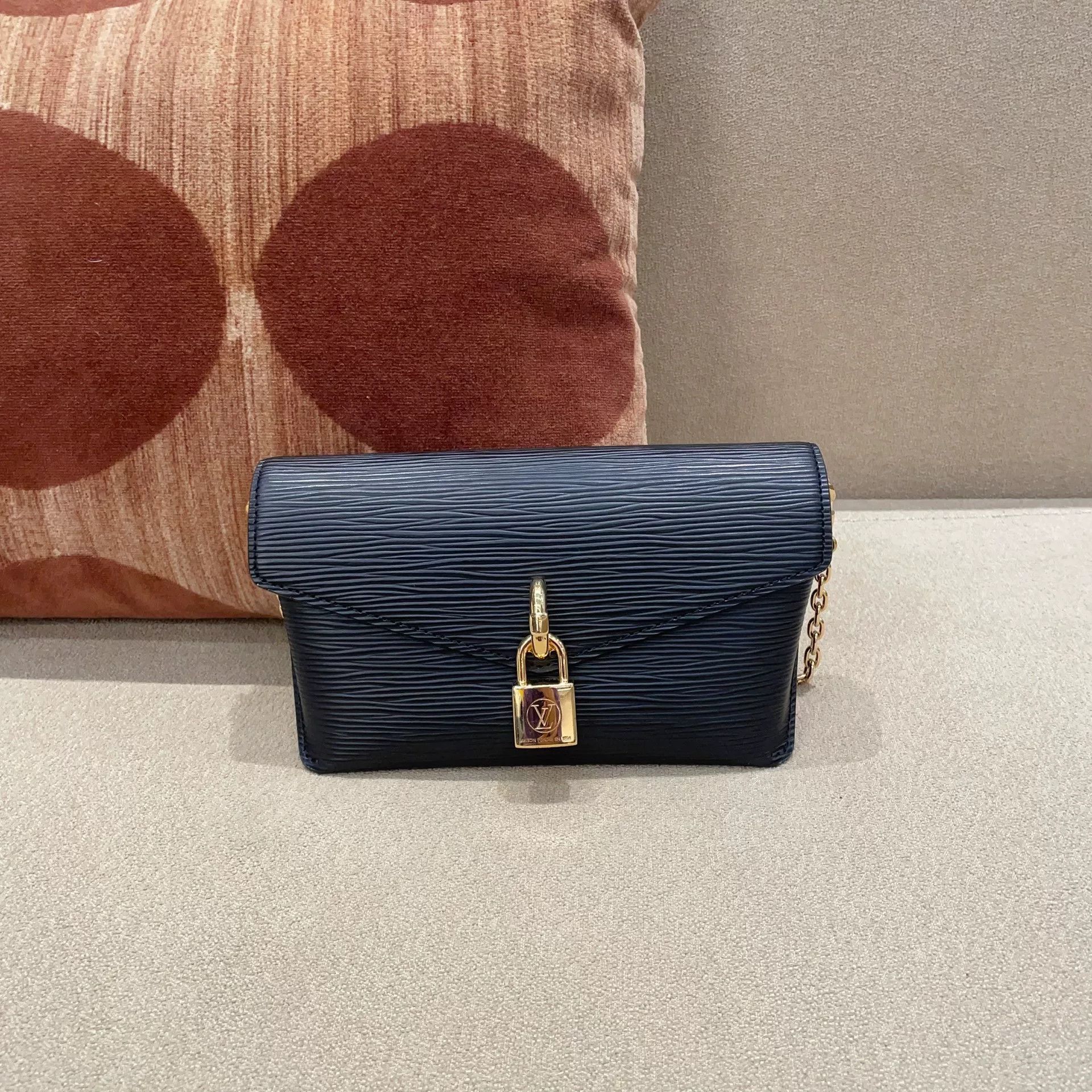 Louis Vuitton Pre-loved Bag Very good condition Size ONE SIZE - 2 Thumbnail