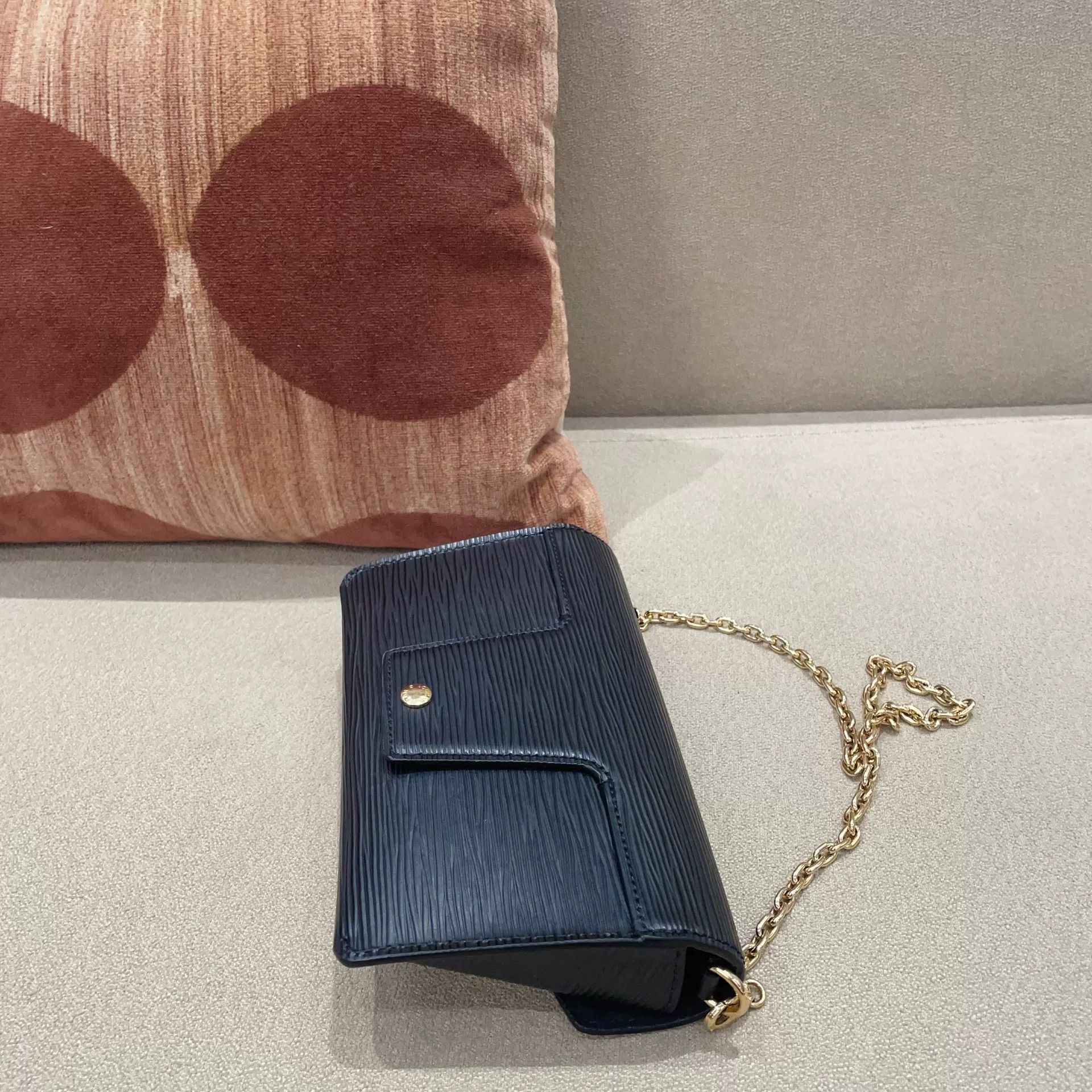 Louis Vuitton Pre-loved Bag Very good condition Size ONE SIZE - 5 Thumbnail