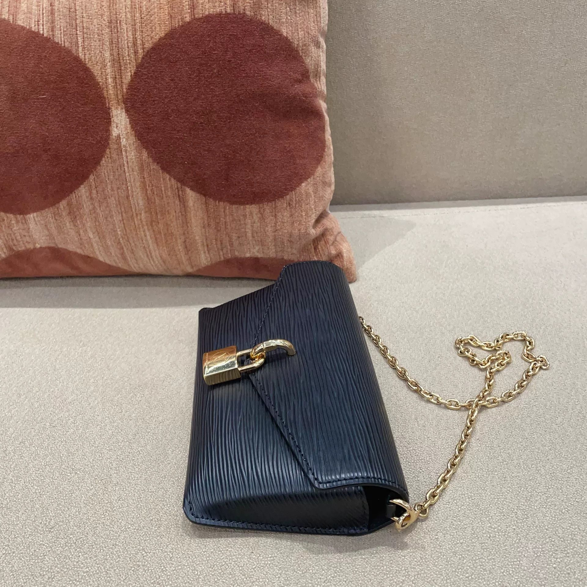 Louis Vuitton Pre-loved Bag Very good condition Size ONE SIZE - 4 Thumbnail