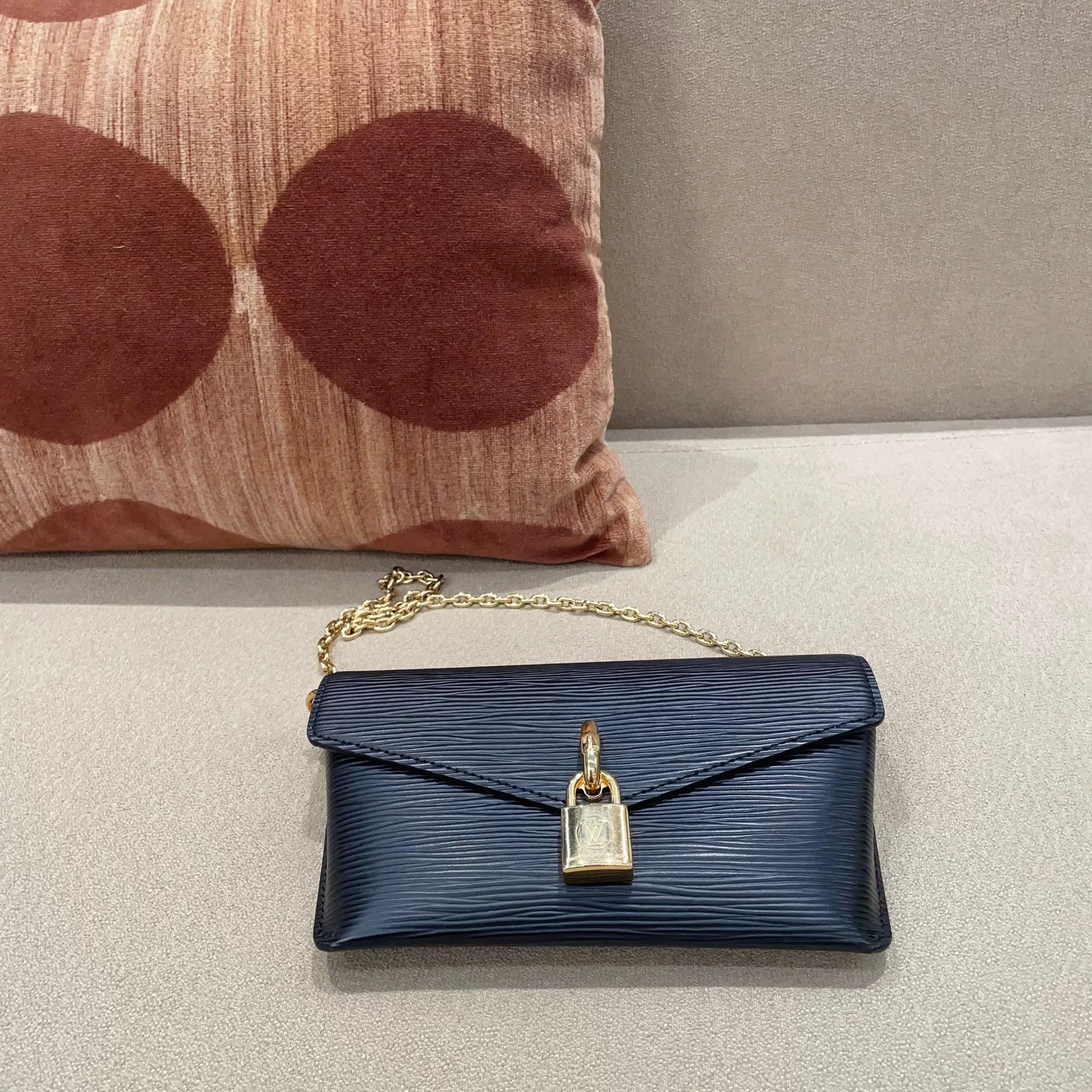 Louis Vuitton Pre-loved Bag Very good condition Size ONE SIZE - 6 Thumbnail