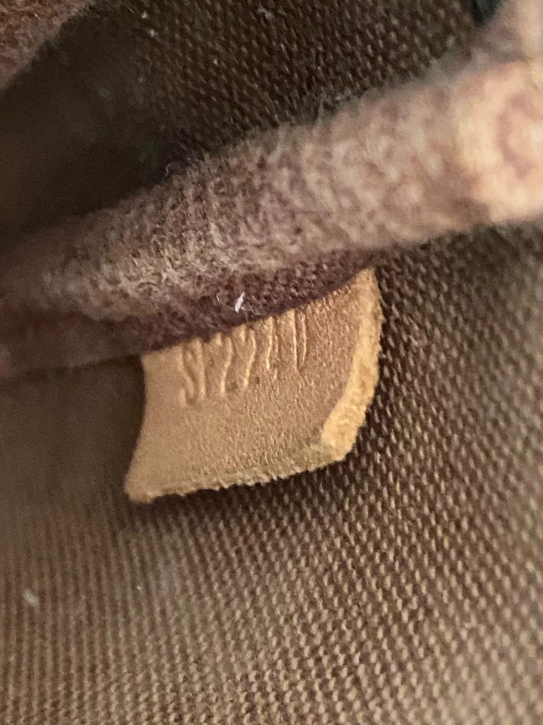 Louis Vuitton Pre-loved Bag Very good condition Size ONE SIZE - 8 Thumbnail