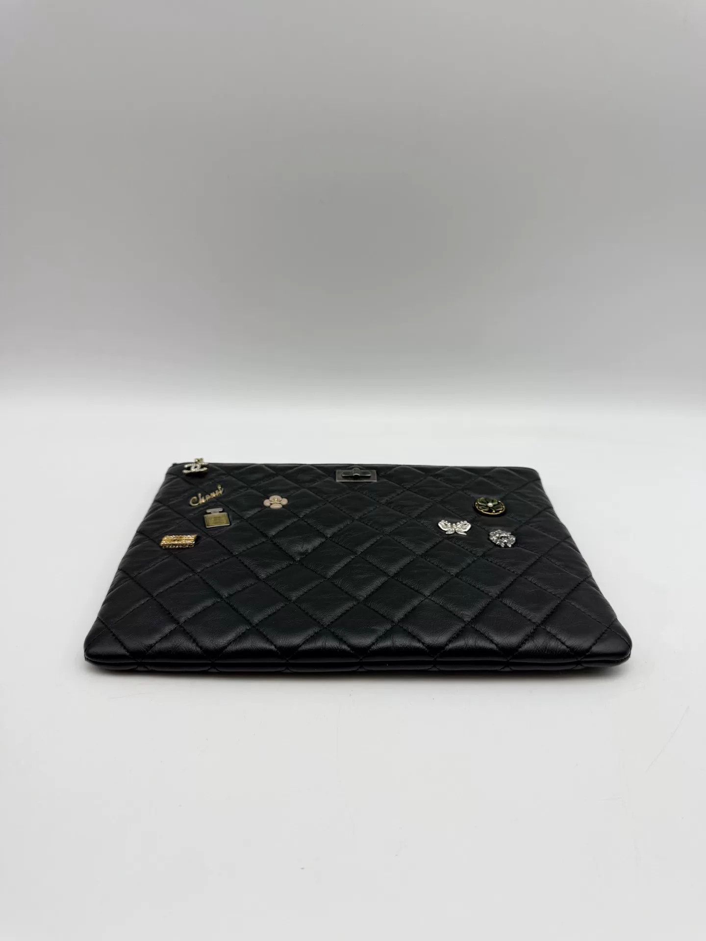Chanel Pre-loved Bag Very good condition Size ONE SIZE - 3 Thumbnail