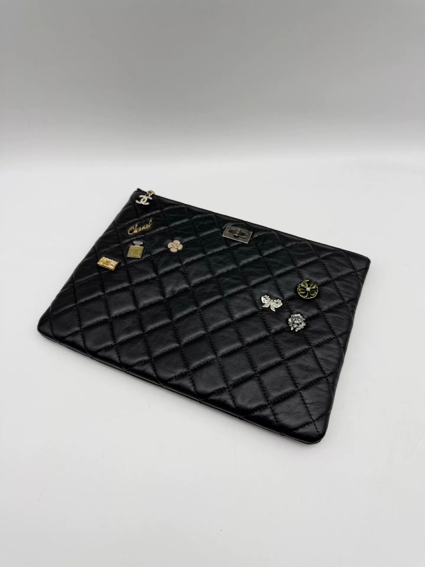 Chanel Pre-loved Bag Very good condition Size ONE SIZE - 5 Thumbnail