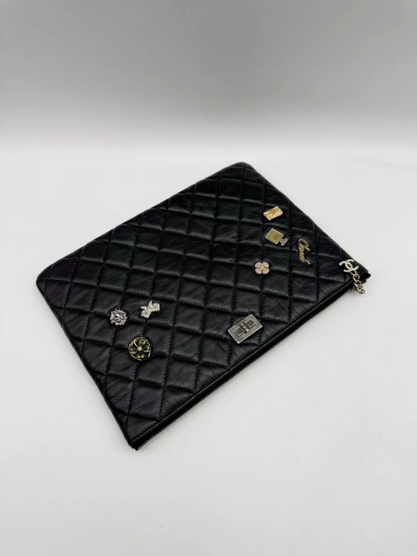 Chanel Pre-loved Bag Very good condition Size ONE SIZE - 6 Thumbnail